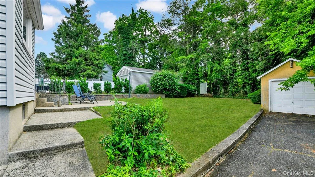 9 Howard Avenue, White Plains, NY, 4 Bedrooms Bedrooms, 8 Rooms Rooms,2 BathroomsBathrooms,Residential,For Rent,Howard,0,1013406 9 Howard Avenue, White Plains, NY, 4 Bedrooms Bedrooms, 8 Rooms Rooms,2 BathroomsBathrooms,Residential,For Rent,Howard,0,1013406