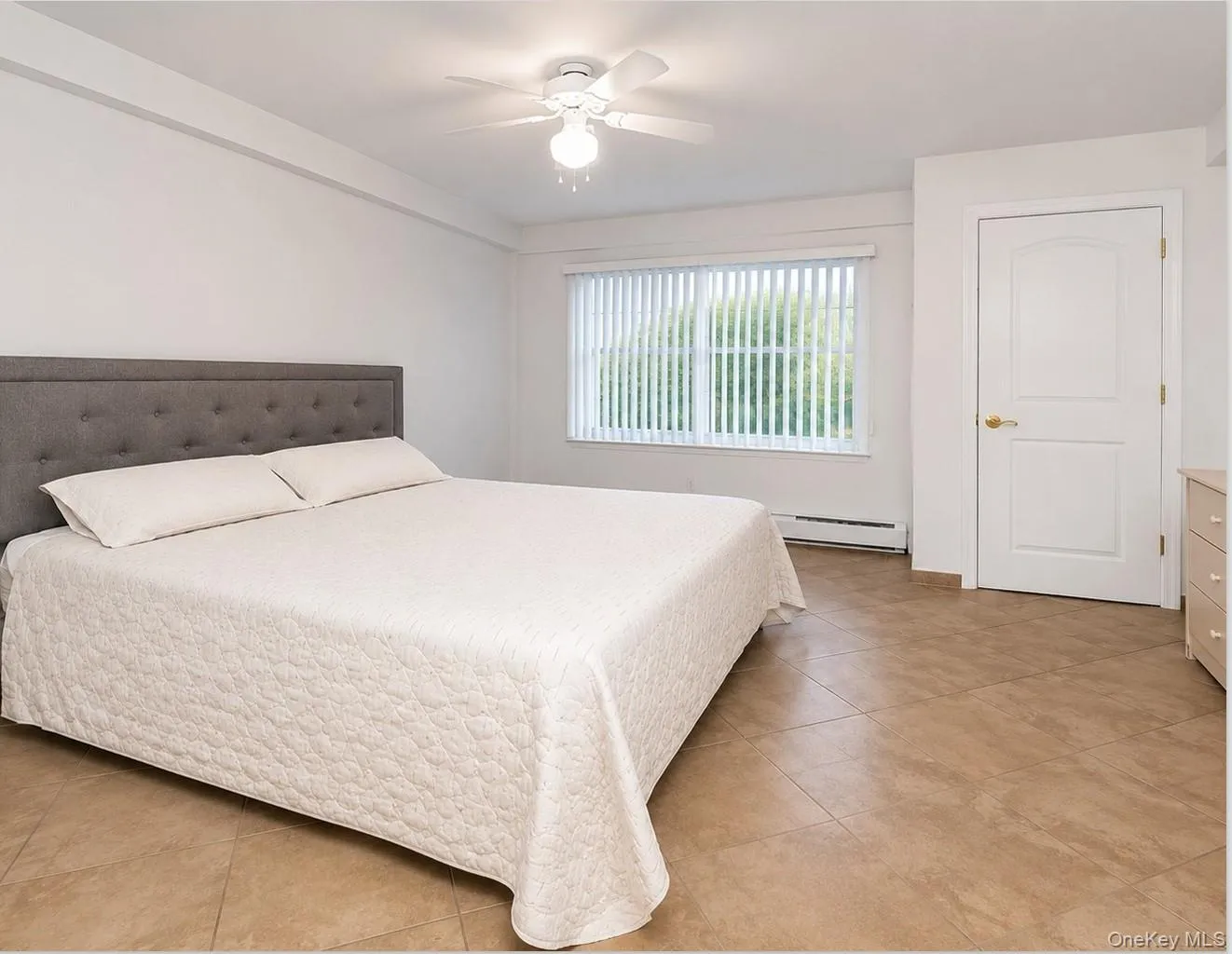 Guest Bed En Suite Guest Bed En Suite