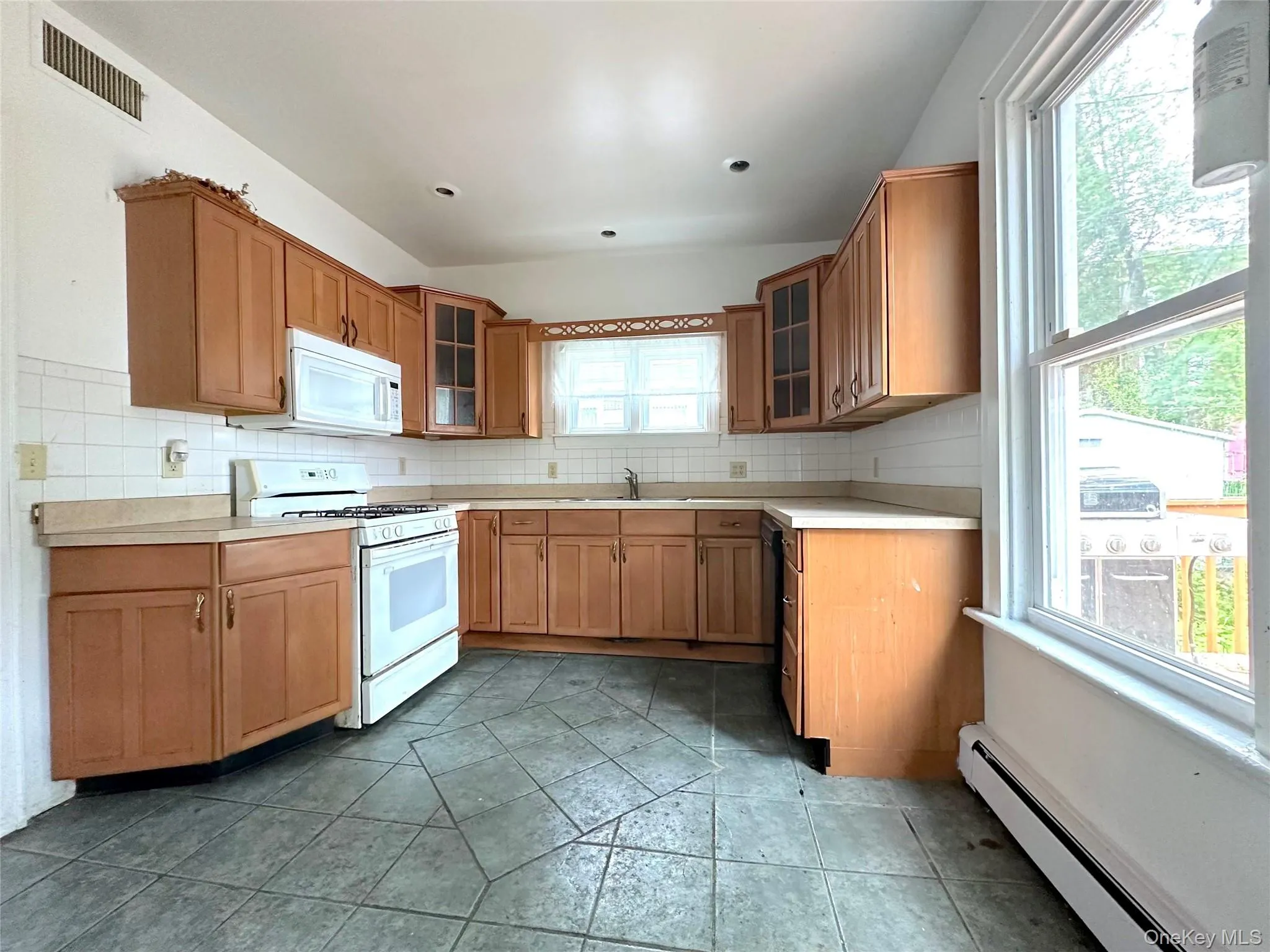 41 Liberty WH Street, Newburgh (city), NY, 4 Bedrooms Bedrooms, 10 Rooms Rooms,2 BathroomsBathrooms,Residential,For Rent,Liberty WH,0,1013412 41 Liberty WH Street, Newburgh (city), NY, 4 Bedrooms Bedrooms, 10 Rooms Rooms,2 BathroomsBathrooms,Residential,For Rent,Liberty WH,0,1013412