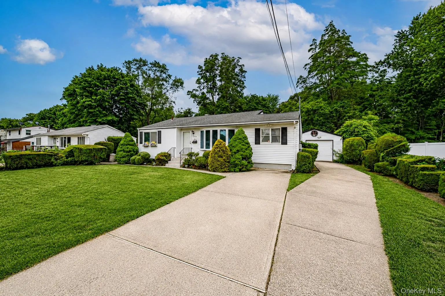 1614 Gardiner Drive, Islip, NY, 3 Bedrooms Bedrooms, 6 Rooms Rooms,1 BathroomBathrooms,Residential,For Rent,Gardiner,0,KEY1013413 1614 Gardiner Drive, Islip, NY, 3 Bedrooms Bedrooms, 6 Rooms Rooms,1 BathroomBathrooms,Residential,For Rent,Gardiner,0,KEY1013413