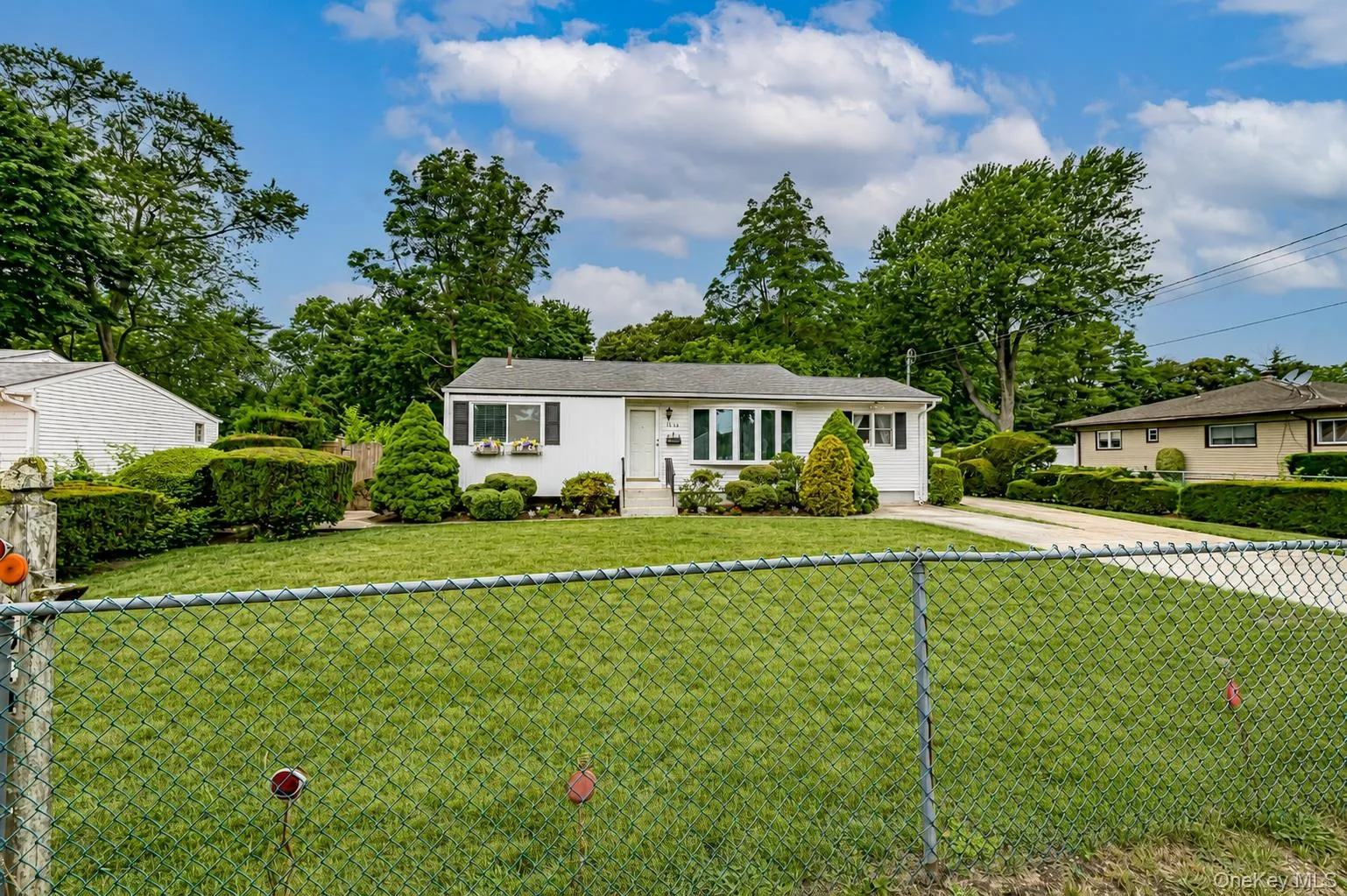 1614 Gardiner Drive, Islip, NY, 3 Bedrooms Bedrooms, 6 Rooms Rooms,1 BathroomBathrooms,Residential,For Rent,Gardiner,0,KEY1013413 1614 Gardiner Drive, Islip, NY, 3 Bedrooms Bedrooms, 6 Rooms Rooms,1 BathroomBathrooms,Residential,For Rent,Gardiner,0,KEY1013413