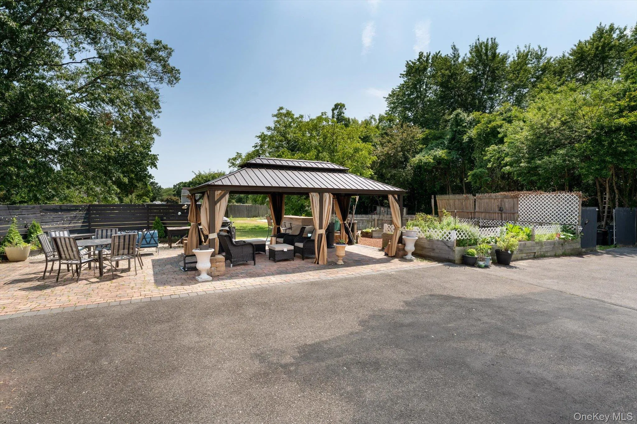 70 Massachusetts Avenue, Islip, NY, 6 Bedrooms Bedrooms, 11 Rooms Rooms,4 BathroomsBathrooms,Residential,For Rent,Massachusetts,0,1013421 70 Massachusetts Avenue, Islip, NY, 6 Bedrooms Bedrooms, 11 Rooms Rooms,4 BathroomsBathrooms,Residential,For Rent,Massachusetts,0,1013421