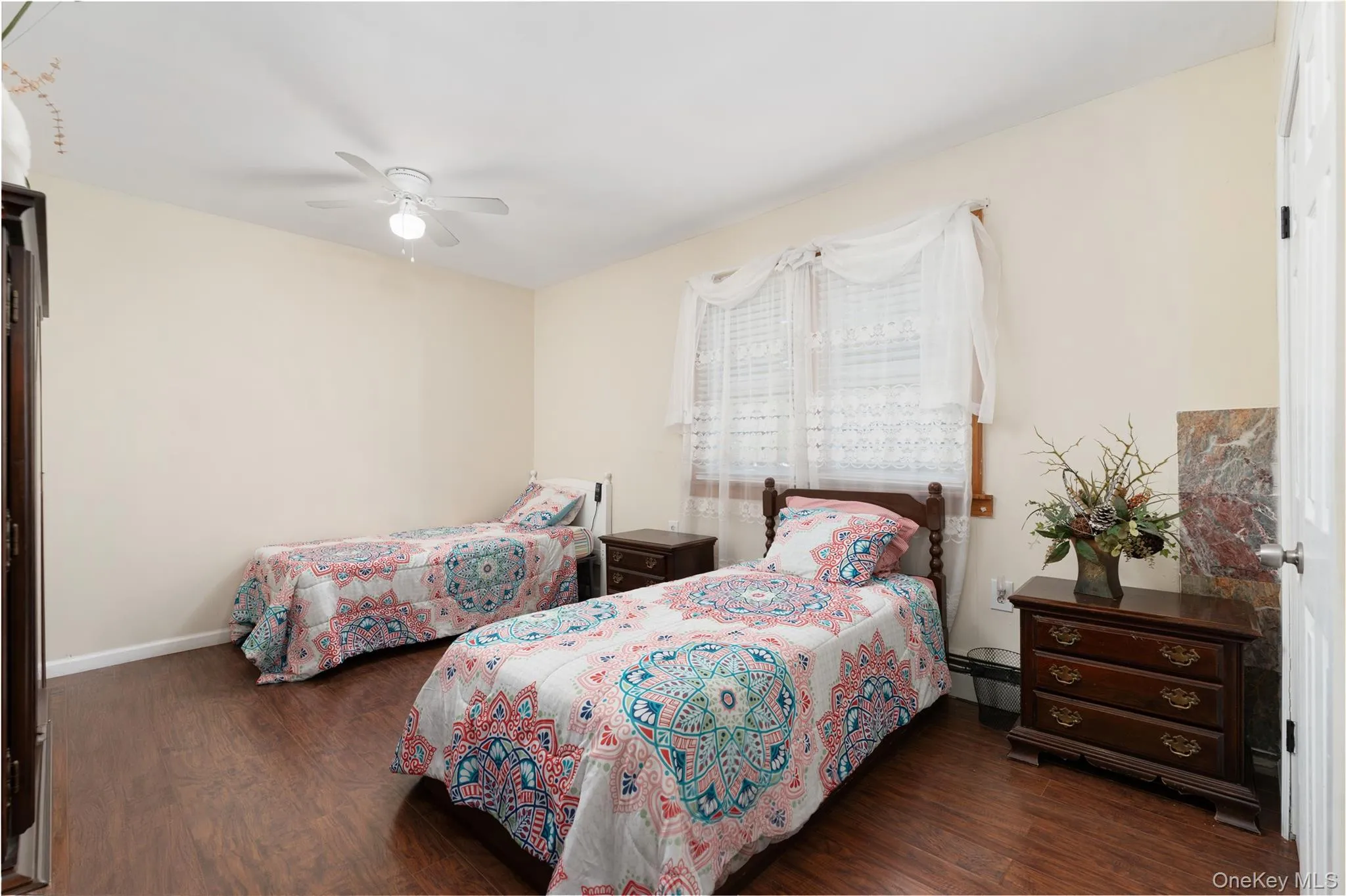 70 Massachusetts Avenue, Islip, NY, 6 Bedrooms Bedrooms, 11 Rooms Rooms,4 BathroomsBathrooms,Residential,For Rent,Massachusetts,0,1013421 70 Massachusetts Avenue, Islip, NY, 6 Bedrooms Bedrooms, 11 Rooms Rooms,4 BathroomsBathrooms,Residential,For Rent,Massachusetts,0,1013421