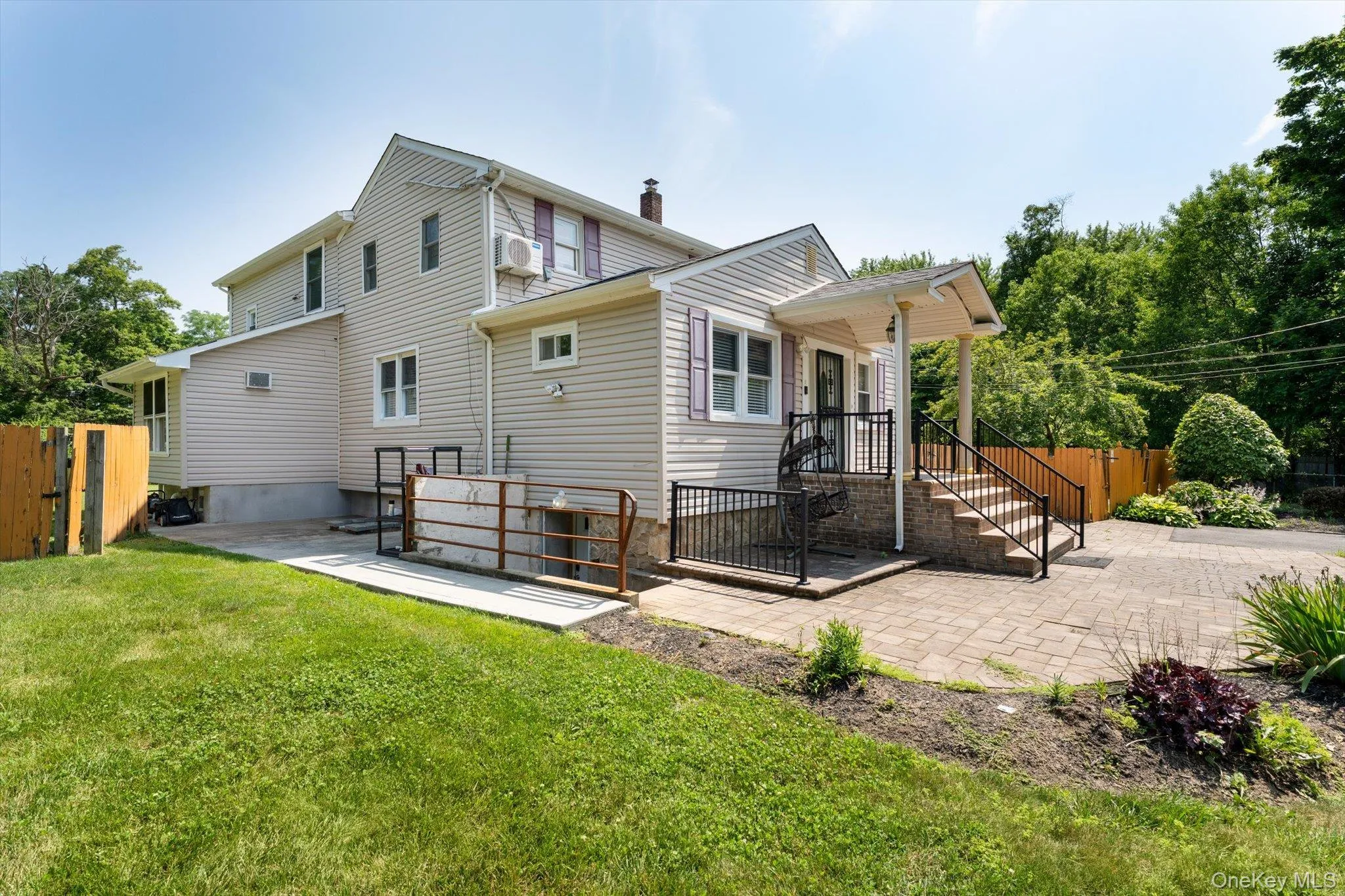 70 Massachusetts Avenue, Islip, NY, 6 Bedrooms Bedrooms, 11 Rooms Rooms,4 BathroomsBathrooms,Residential,For Rent,Massachusetts,0,1013421 70 Massachusetts Avenue, Islip, NY, 6 Bedrooms Bedrooms, 11 Rooms Rooms,4 BathroomsBathrooms,Residential,For Rent,Massachusetts,0,1013421