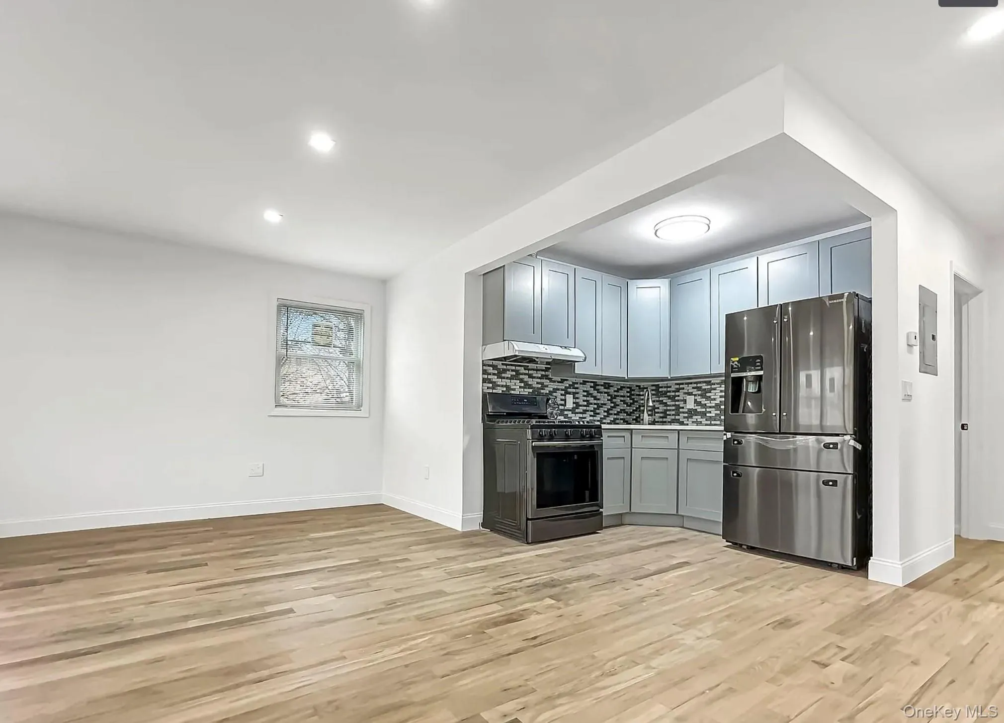 110-03 155th Street, New York, NY, 3 Bedrooms Bedrooms, 5 Rooms Rooms,2 BathroomsBathrooms,Residential Lease,For Rent,155th Street,0,1013424 110-03 155th Street, New York, NY, 3 Bedrooms Bedrooms, 5 Rooms Rooms,2 BathroomsBathrooms,Residential Lease,For Rent,155th Street,0,1013424