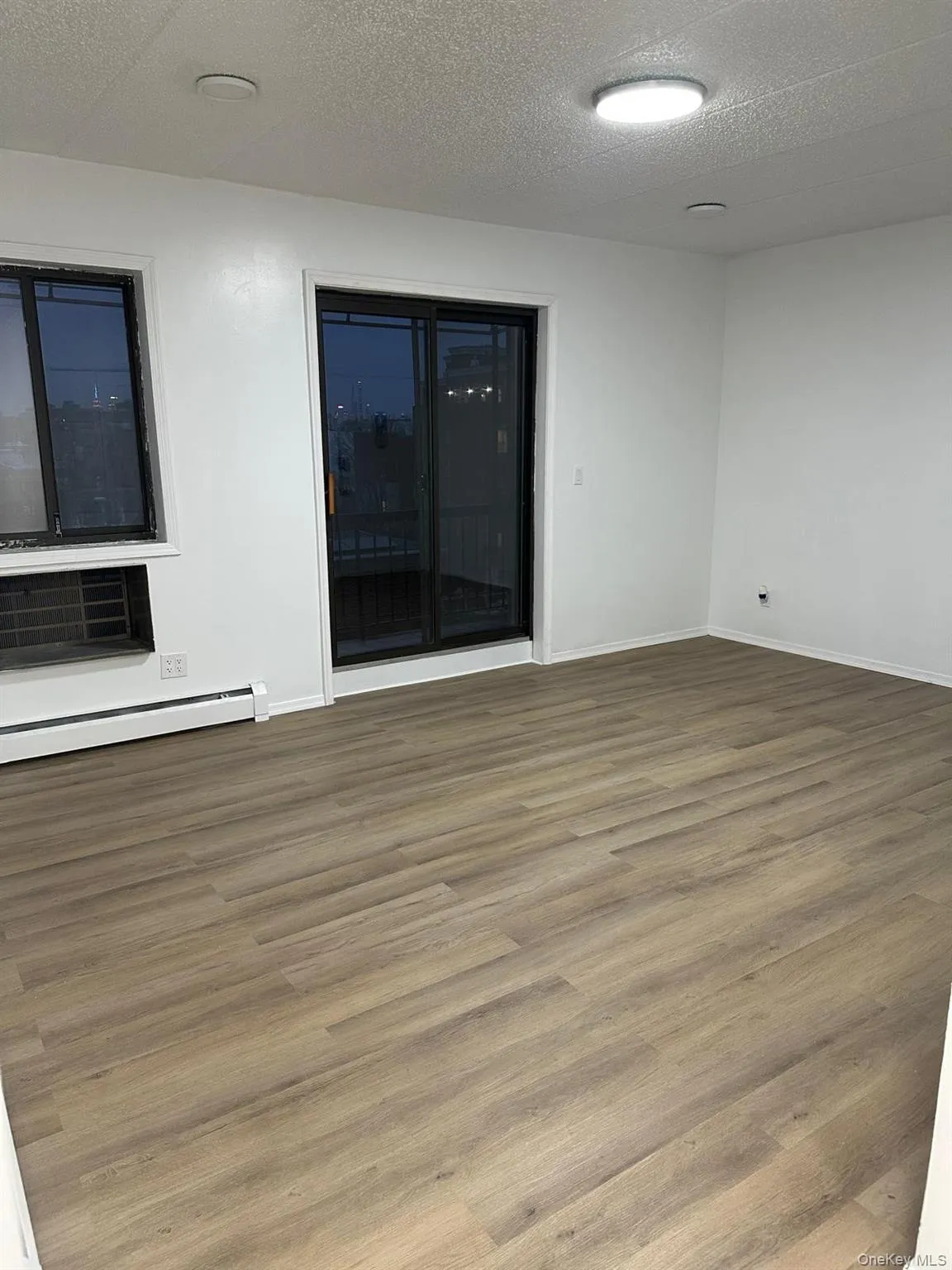 4128 71st Street, New York, NY, 2 Bedrooms Bedrooms, 6 Rooms Rooms,2 BathroomsBathrooms,Residential Lease,For Rent,71st,0,1013427 4128 71st Street, New York, NY, 2 Bedrooms Bedrooms, 6 Rooms Rooms,2 BathroomsBathrooms,Residential Lease,For Rent,71st,0,1013427