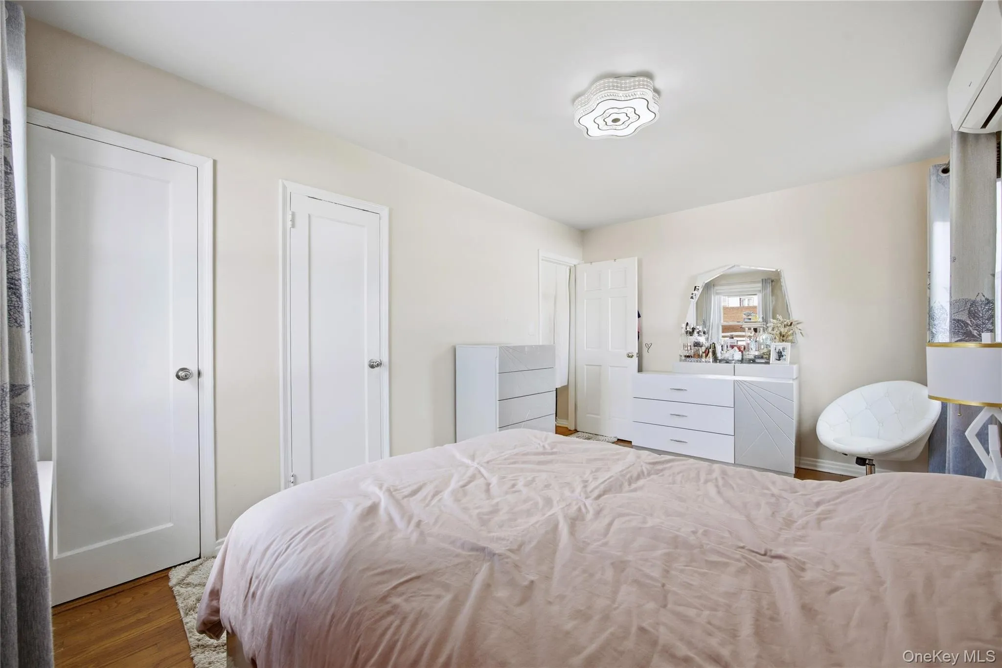 32-03 Clearview Expressway, New York, NY, 4 Bedrooms Bedrooms, 8 Rooms Rooms,3 BathroomsBathrooms,Residential,For Rent,Clearview,0,1013428 32-03 Clearview Expressway, New York, NY, 4 Bedrooms Bedrooms, 8 Rooms Rooms,3 BathroomsBathrooms,Residential,For Rent,Clearview,0,1013428