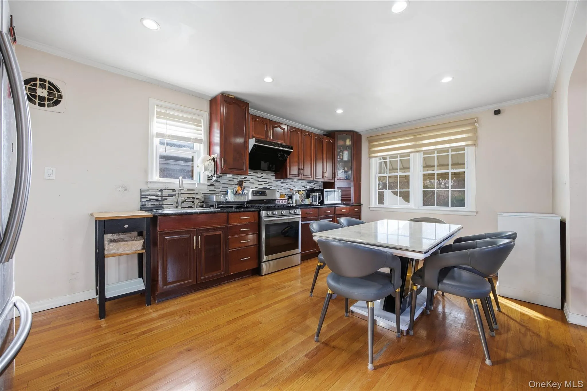 32-03 Clearview Expressway, New York, NY, 4 Bedrooms Bedrooms, 8 Rooms Rooms,3 BathroomsBathrooms,Residential,For Rent,Clearview,0,1013428 32-03 Clearview Expressway, New York, NY, 4 Bedrooms Bedrooms, 8 Rooms Rooms,3 BathroomsBathrooms,Residential,For Rent,Clearview,0,1013428