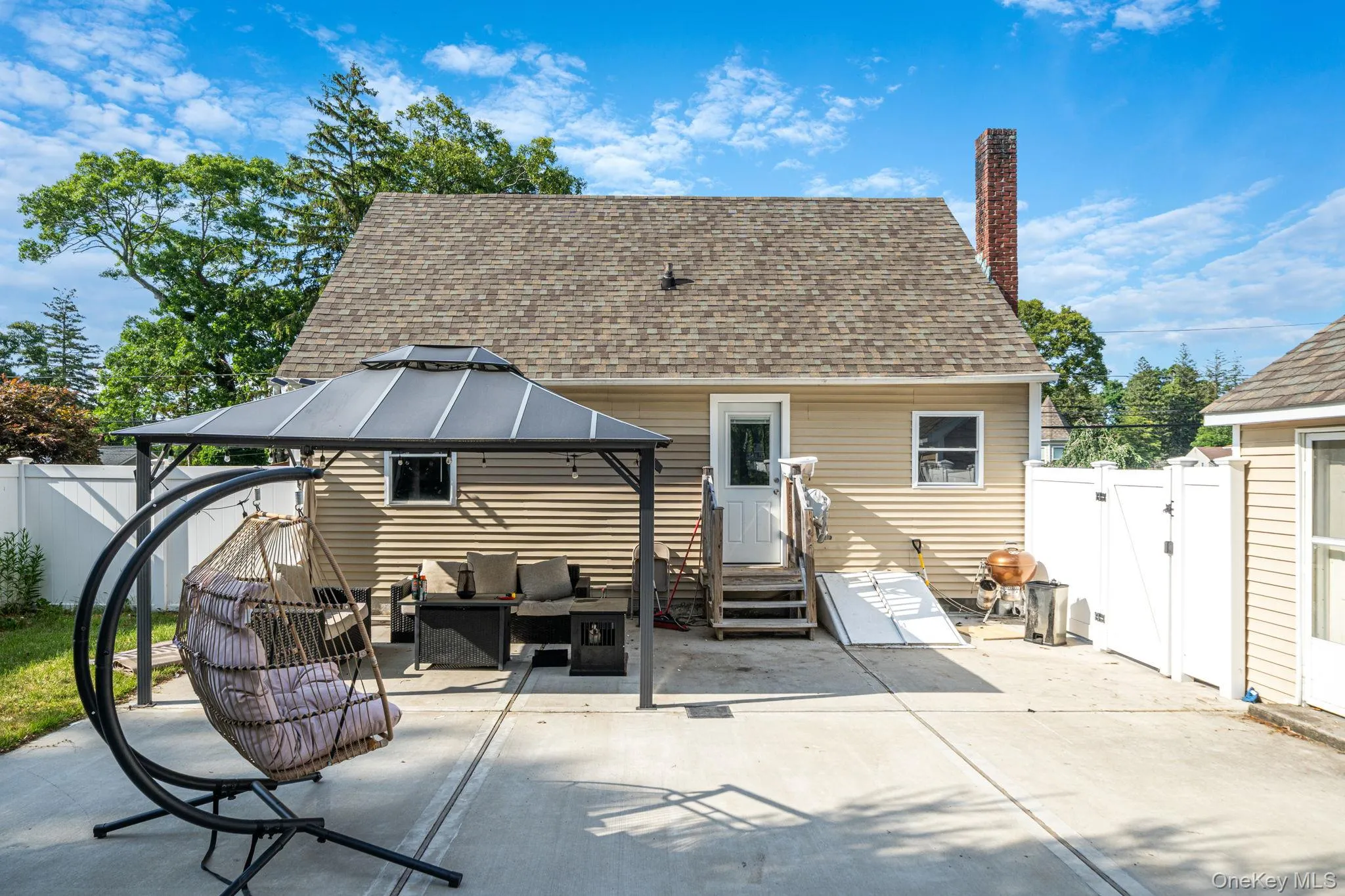 34 Weichers Street, Brookhaven, NY, 3 Bedrooms Bedrooms, 6 Rooms Rooms,1 BathroomBathrooms,Residential,For Rent,Weichers,0,1013435 34 Weichers Street, Brookhaven, NY, 3 Bedrooms Bedrooms, 6 Rooms Rooms,1 BathroomBathrooms,Residential,For Rent,Weichers,0,1013435