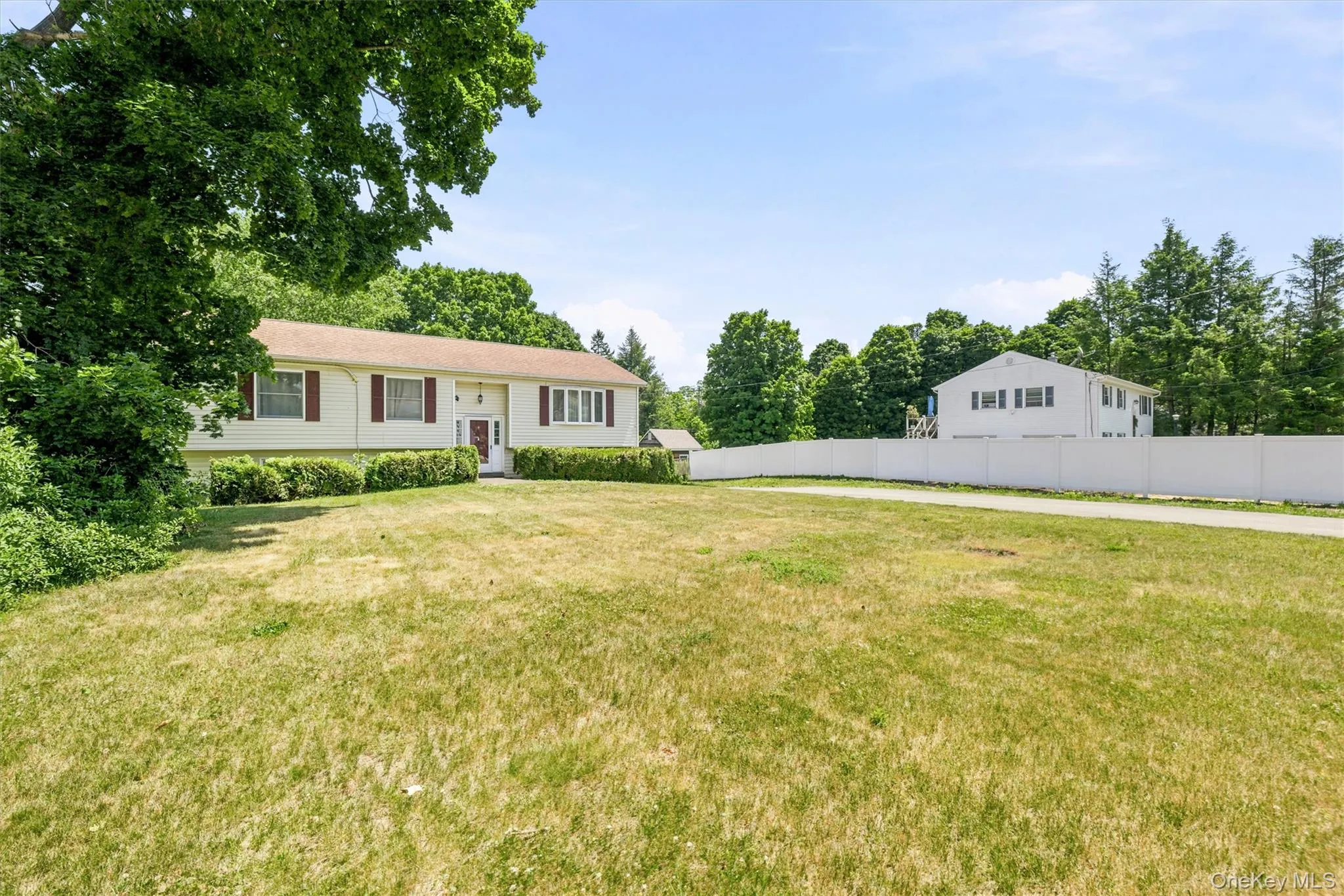 2 Shirley Drive, Patterson, NY, 3 Bedrooms Bedrooms, 9 Rooms Rooms,2 BathroomsBathrooms,Residential,For Rent,Shirley,0,1013436 2 Shirley Drive, Patterson, NY, 3 Bedrooms Bedrooms, 9 Rooms Rooms,2 BathroomsBathrooms,Residential,For Rent,Shirley,0,1013436