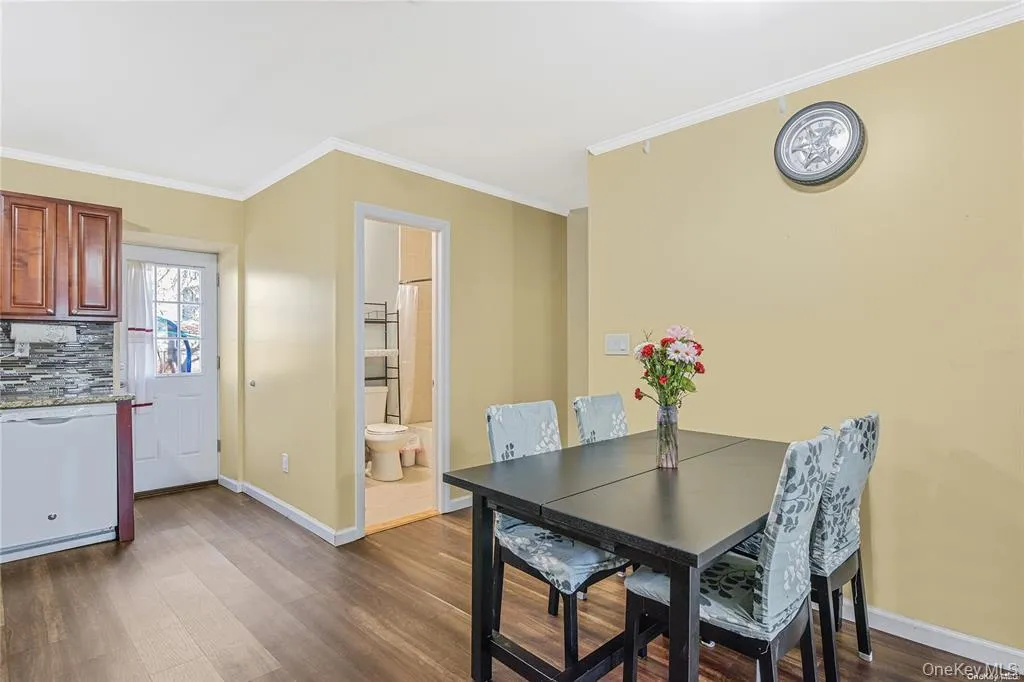 73 Cherry Avenue, Brookhaven, NY, 3 Bedrooms Bedrooms, 5 Rooms Rooms,2 BathroomsBathrooms,Residential Lease,For Rent,Cherry,0,1013437 73 Cherry Avenue, Brookhaven, NY, 3 Bedrooms Bedrooms, 5 Rooms Rooms,2 BathroomsBathrooms,Residential Lease,For Rent,Cherry,0,1013437