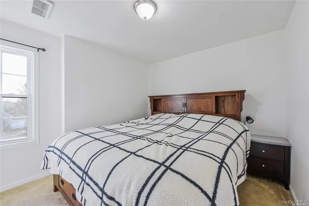 73 Cherry Avenue, Brookhaven, NY, 3 Bedrooms Bedrooms, 5 Rooms Rooms,2 BathroomsBathrooms,Residential Lease,For Rent,Cherry,0,1013437 73 Cherry Avenue, Brookhaven, NY, 3 Bedrooms Bedrooms, 5 Rooms Rooms,2 BathroomsBathrooms,Residential Lease,For Rent,Cherry,0,1013437