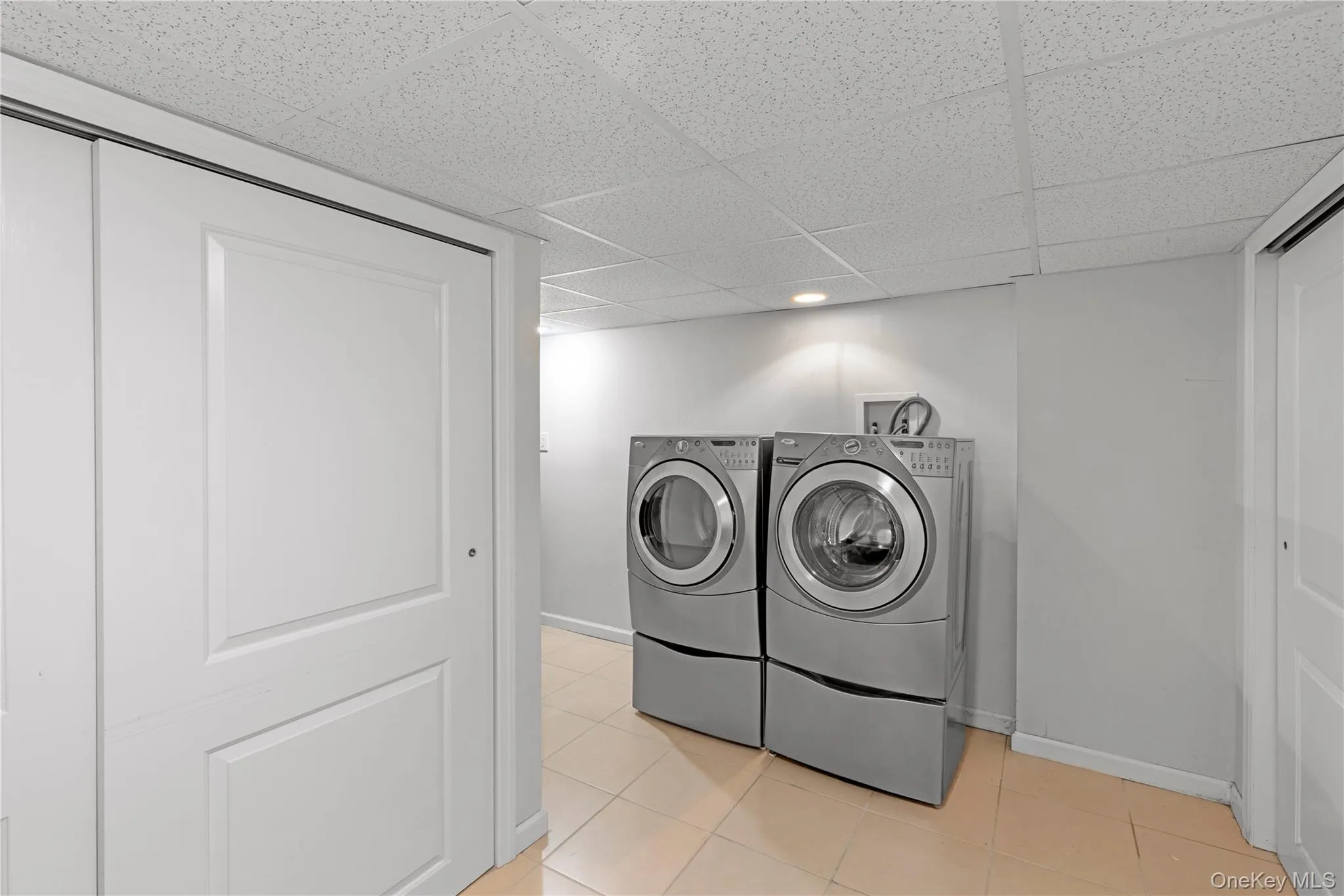 63 Lisa Drive, Huntington, NY, 3 Bedrooms Bedrooms, 10 Rooms Rooms,2 BathroomsBathrooms,Residential,For Rent,Lisa,0,1013438 63 Lisa Drive, Huntington, NY, 3 Bedrooms Bedrooms, 10 Rooms Rooms,2 BathroomsBathrooms,Residential,For Rent,Lisa,0,1013438