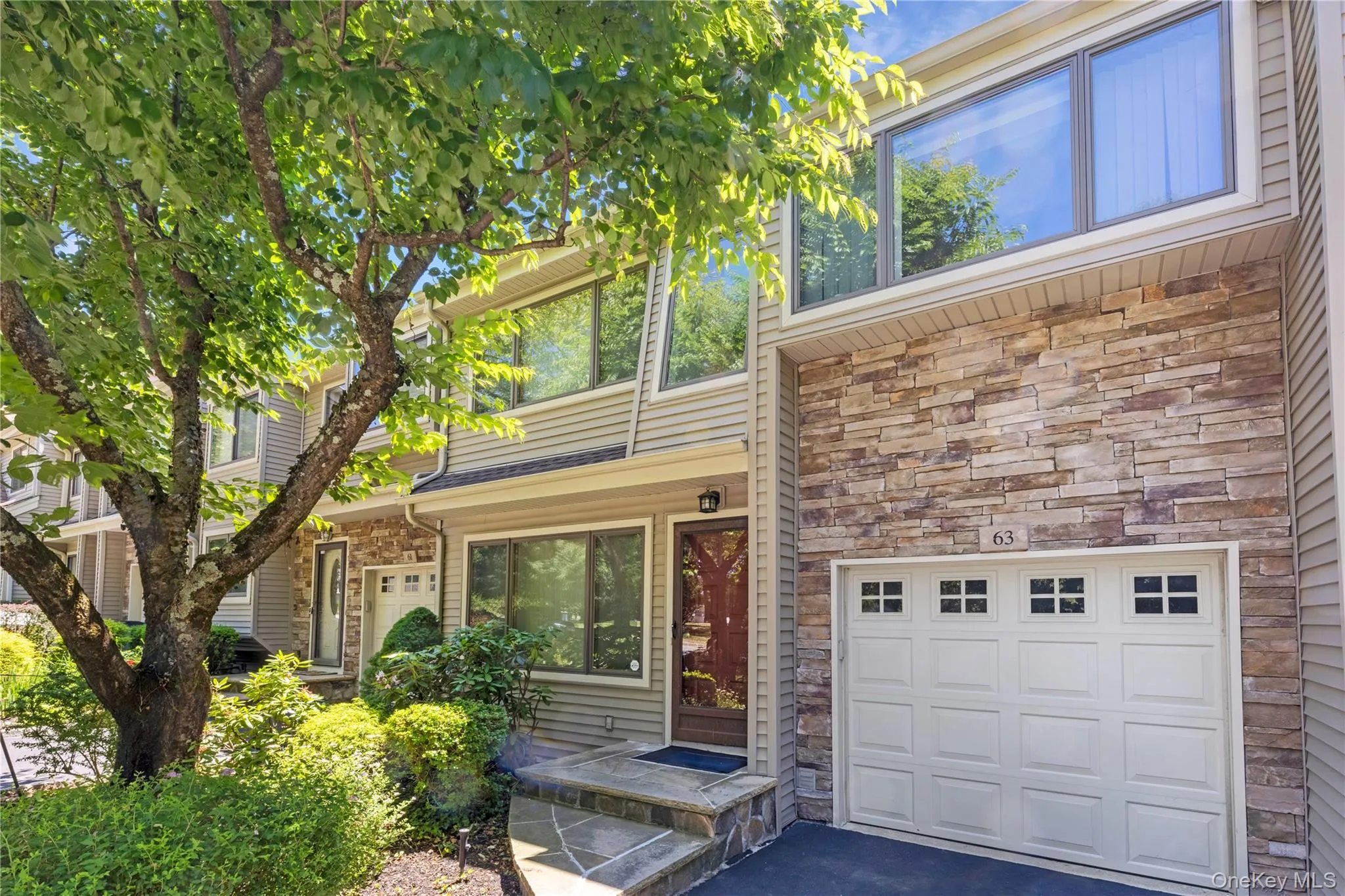 63 Lisa Drive, Huntington, NY, 3 Bedrooms Bedrooms, 10 Rooms Rooms,2 BathroomsBathrooms,Residential,For Rent,Lisa,0,1013438 63 Lisa Drive, Huntington, NY, 3 Bedrooms Bedrooms, 10 Rooms Rooms,2 BathroomsBathrooms,Residential,For Rent,Lisa,0,1013438