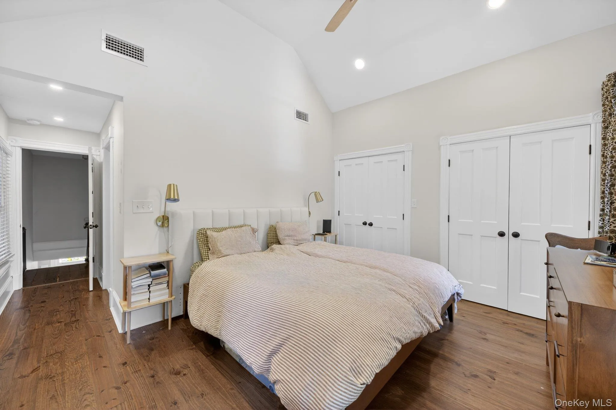 46 Falconer Street, Beacon, NY, 3 Bedrooms Bedrooms, 7 Rooms Rooms,2 BathroomsBathrooms,Residential,For Rent,Falconer,0,1013444 46 Falconer Street, Beacon, NY, 3 Bedrooms Bedrooms, 7 Rooms Rooms,2 BathroomsBathrooms,Residential,For Rent,Falconer,0,1013444