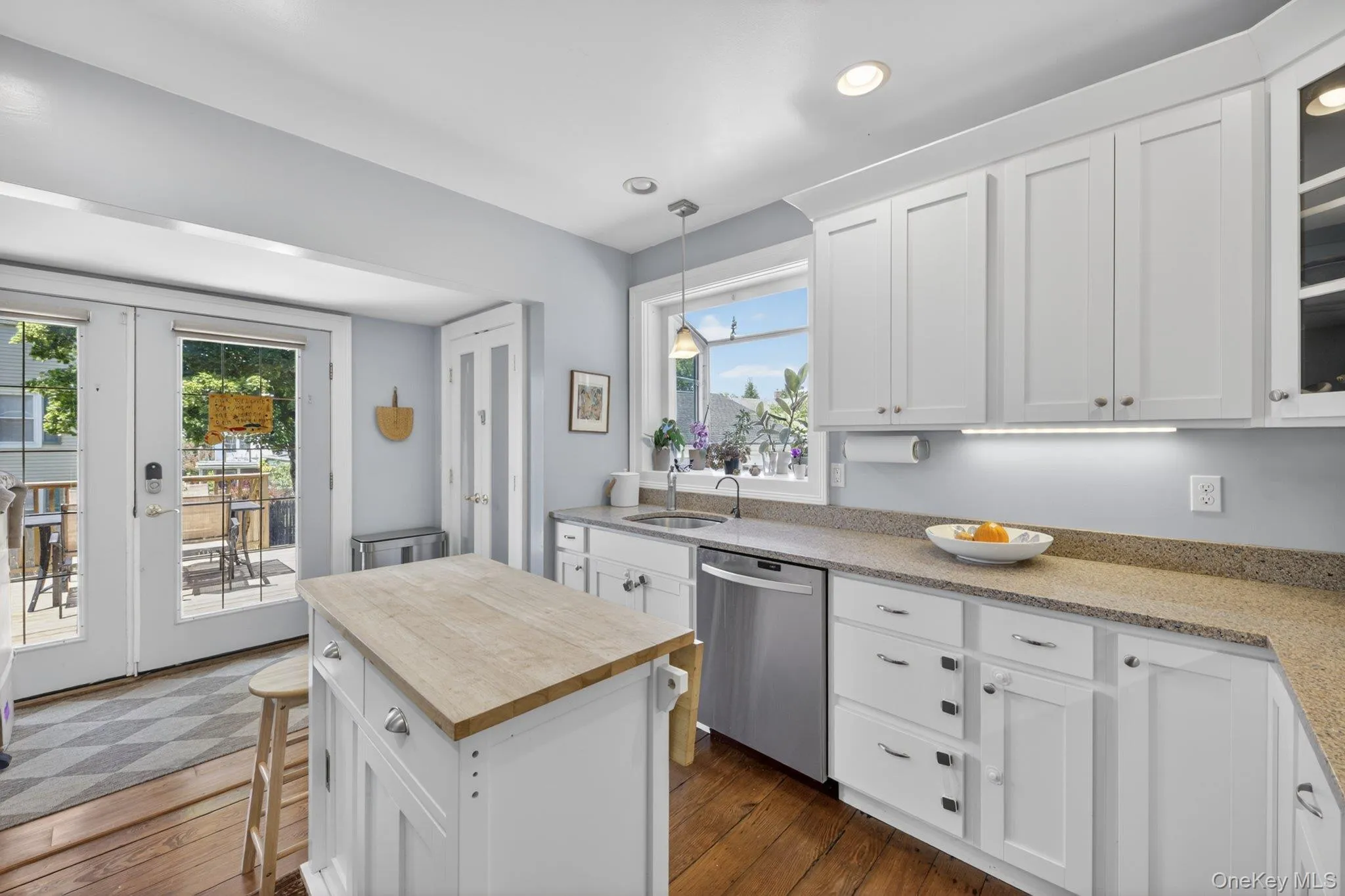 46 Falconer Street, Beacon, NY, 3 Bedrooms Bedrooms, 7 Rooms Rooms,2 BathroomsBathrooms,Residential,For Rent,Falconer,0,1013444 46 Falconer Street, Beacon, NY, 3 Bedrooms Bedrooms, 7 Rooms Rooms,2 BathroomsBathrooms,Residential,For Rent,Falconer,0,1013444