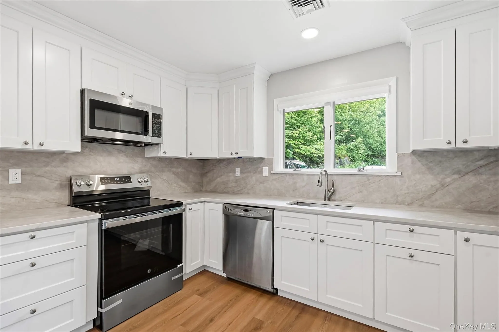 35 Quincy Court, Lewisboro, NY, 3 Bedrooms Bedrooms, 8 Rooms Rooms,2 BathroomsBathrooms,Residential Lease,For Rent,Quincy,0,1013449 35 Quincy Court, Lewisboro, NY, 3 Bedrooms Bedrooms, 8 Rooms Rooms,2 BathroomsBathrooms,Residential Lease,For Rent,Quincy,0,1013449