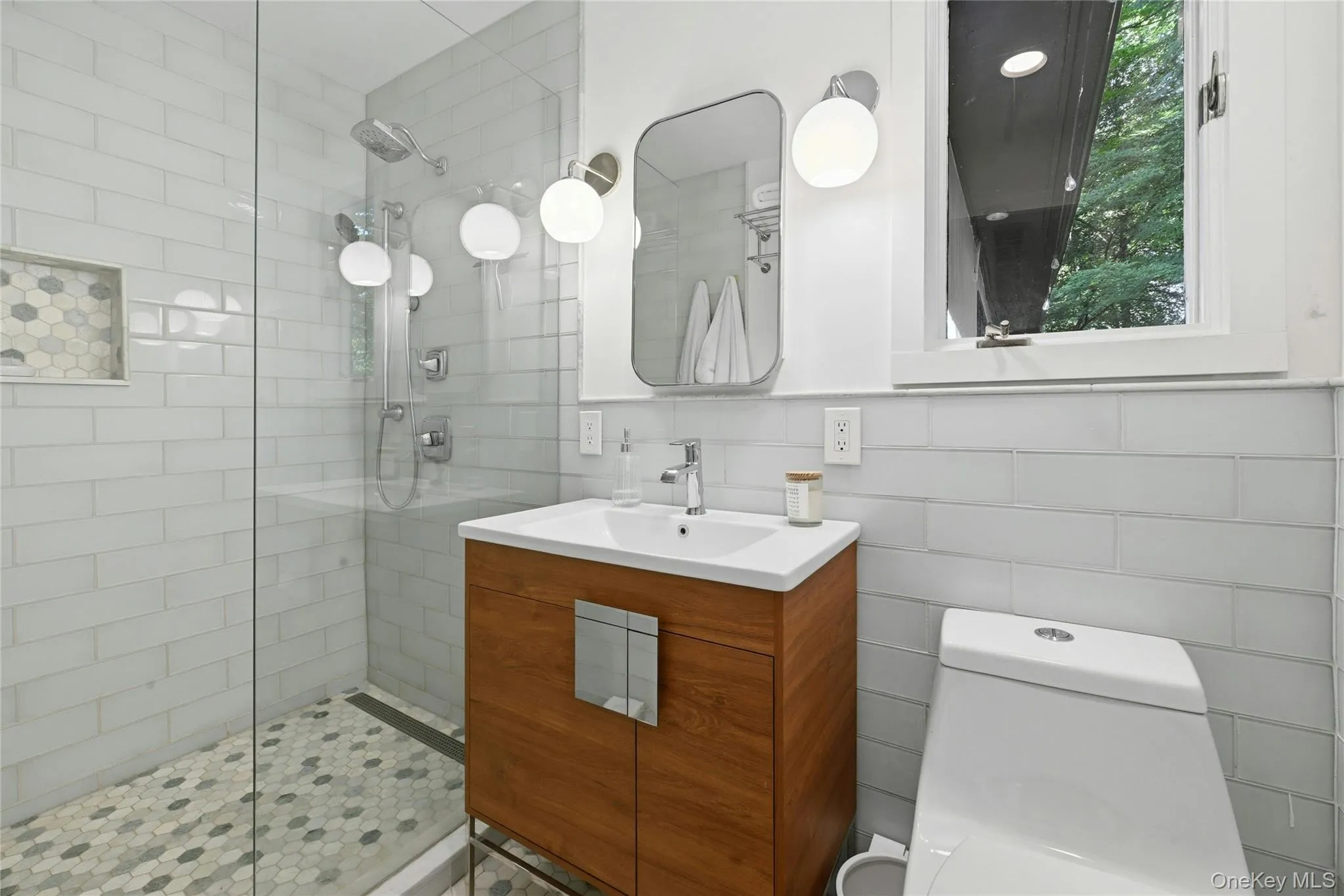 75 Laurel Hill Road, Huntington, NY, 4 Bedrooms Bedrooms, 12 Rooms Rooms,3 BathroomsBathrooms,Residential,For Rent,Laurel Hill,0,1013450 75 Laurel Hill Road, Huntington, NY, 4 Bedrooms Bedrooms, 12 Rooms Rooms,3 BathroomsBathrooms,Residential,For Rent,Laurel Hill,0,1013450