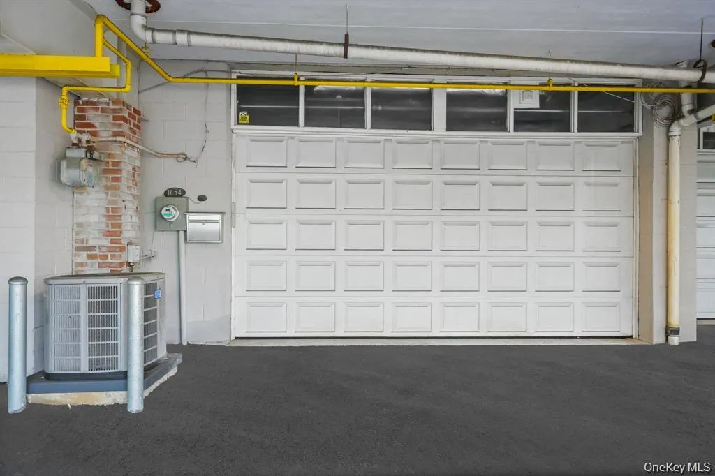 1054 Boston Post Road, Rye City, NY, 3 Bedrooms Bedrooms, 6 Rooms Rooms,2 BathroomsBathrooms,Residential Lease,For Rent,Boston Post,0,1013453 1054 Boston Post Road, Rye City, NY, 3 Bedrooms Bedrooms, 6 Rooms Rooms,2 BathroomsBathrooms,Residential Lease,For Rent,Boston Post,0,1013453