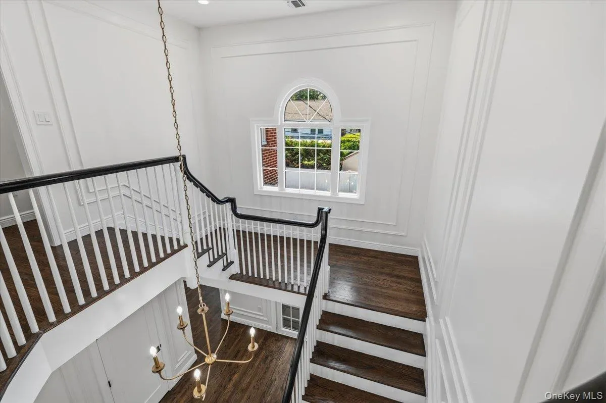 300 Demott Avenue, Hempstead, NY, 5 Bedrooms Bedrooms, 13 Rooms Rooms,3 BathroomsBathrooms,Residential,For Rent,Demott,0,KEY1013456 300 Demott Avenue, Hempstead, NY, 5 Bedrooms Bedrooms, 13 Rooms Rooms,3 BathroomsBathrooms,Residential,For Rent,Demott,0,KEY1013456