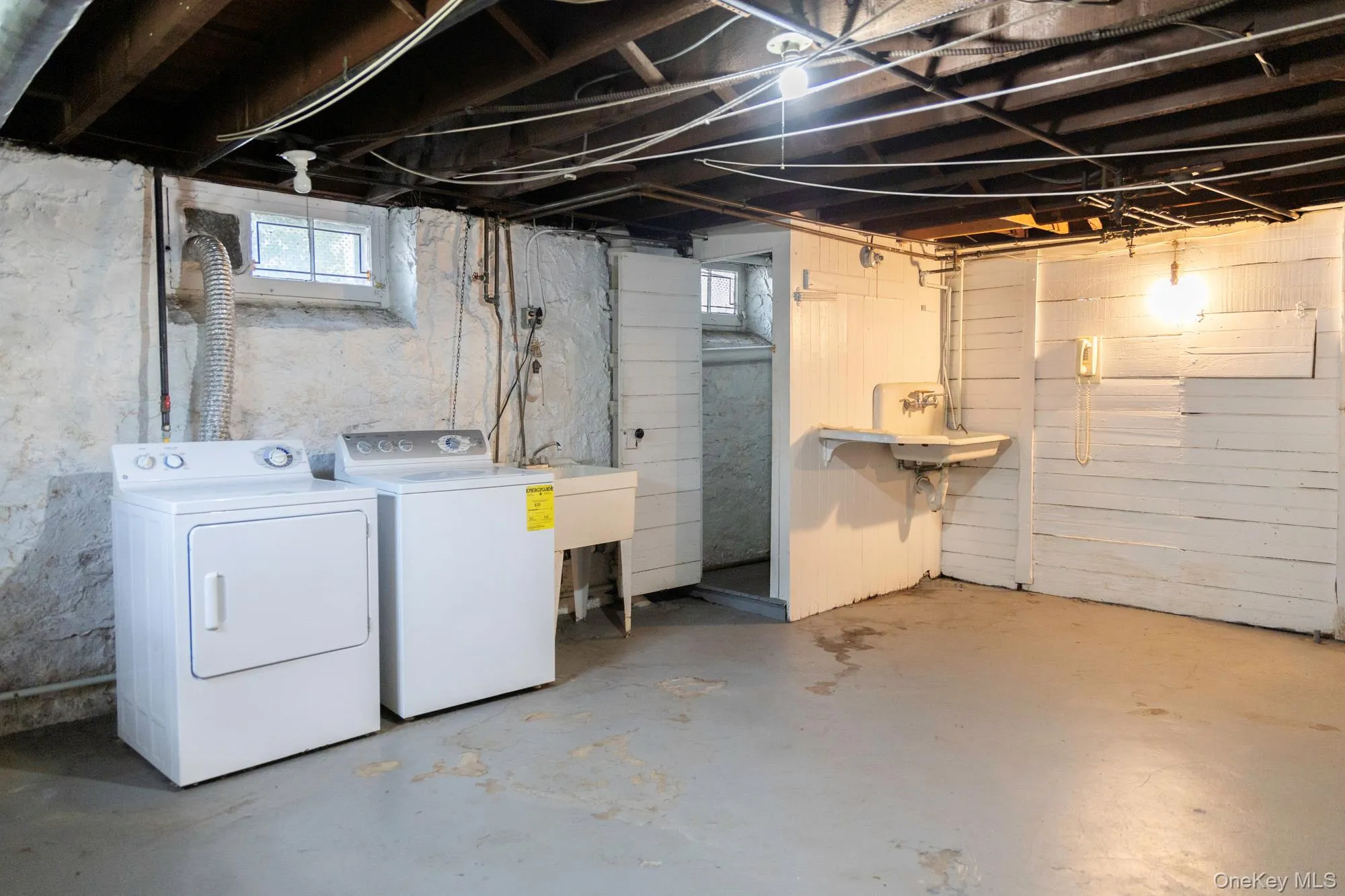 108-29 69th Avenue, New York, NY, 4 Bedrooms Bedrooms, 9 Rooms Rooms,1 BathroomBathrooms,Residential,For Rent,69th,0,1013457 108-29 69th Avenue, New York, NY, 4 Bedrooms Bedrooms, 9 Rooms Rooms,1 BathroomBathrooms,Residential,For Rent,69th,0,1013457
