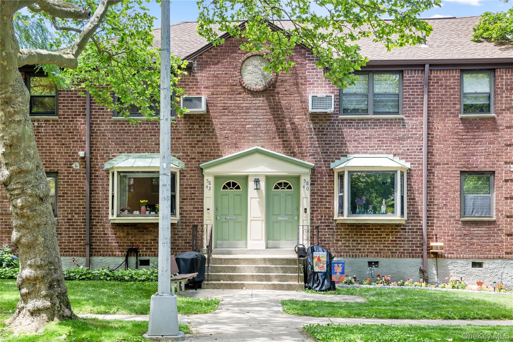 58-42 246th Crescent, New York, NY, 1 Bedroom Bedrooms, 3 Rooms Rooms,1 BathroomBathrooms,Residential,For Rent,246th Crescent,0,1013460 58-42 246th Crescent, New York, NY, 1 Bedroom Bedrooms, 3 Rooms Rooms,1 BathroomBathrooms,Residential,For Rent,246th Crescent,0,1013460