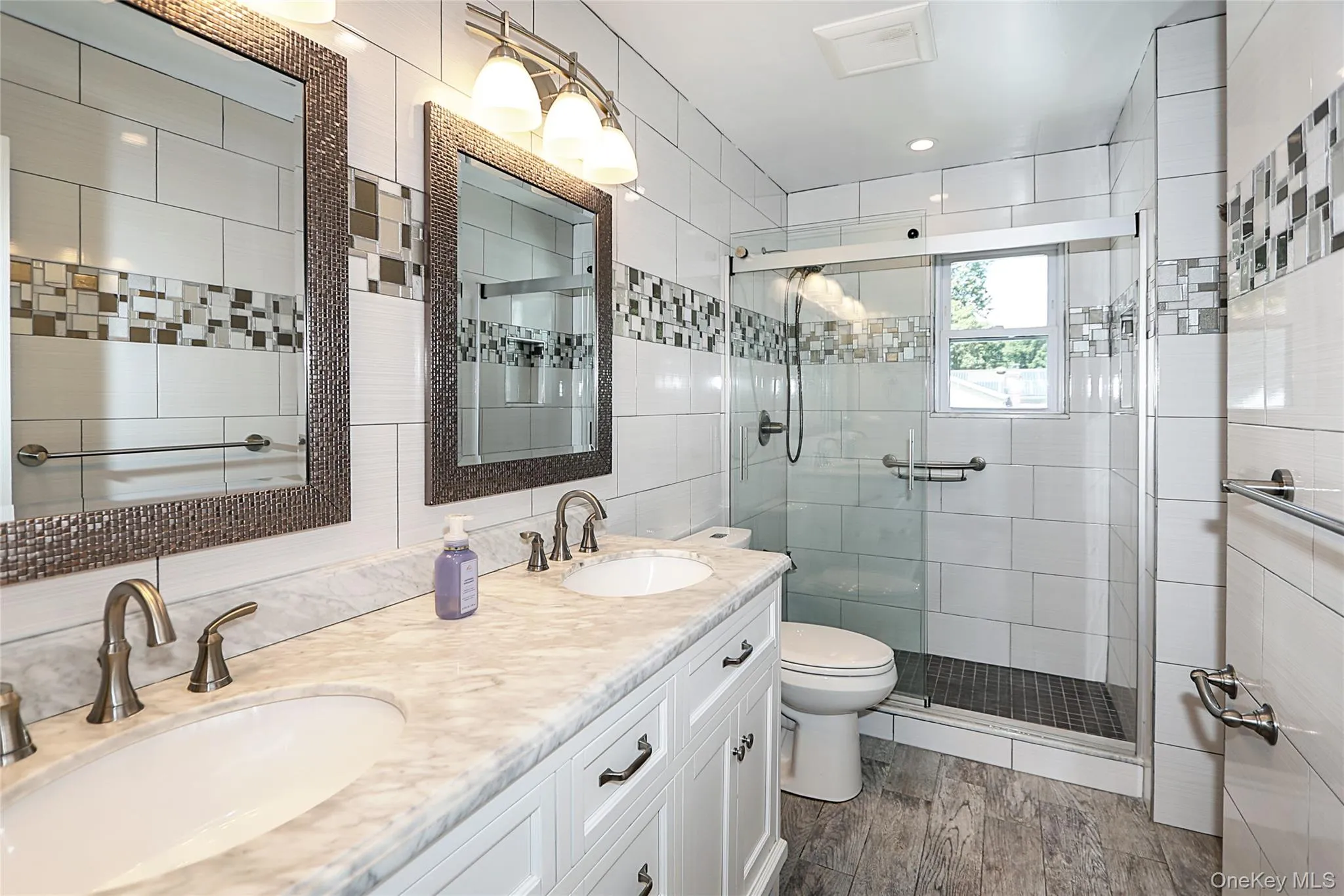 25A Reynolds Street, Huntington, NY, 5 Bedrooms Bedrooms, 9 Rooms Rooms,2 BathroomsBathrooms,Residential,For Rent,Reynolds,0,1013462 25A Reynolds Street, Huntington, NY, 5 Bedrooms Bedrooms, 9 Rooms Rooms,2 BathroomsBathrooms,Residential,For Rent,Reynolds,0,1013462