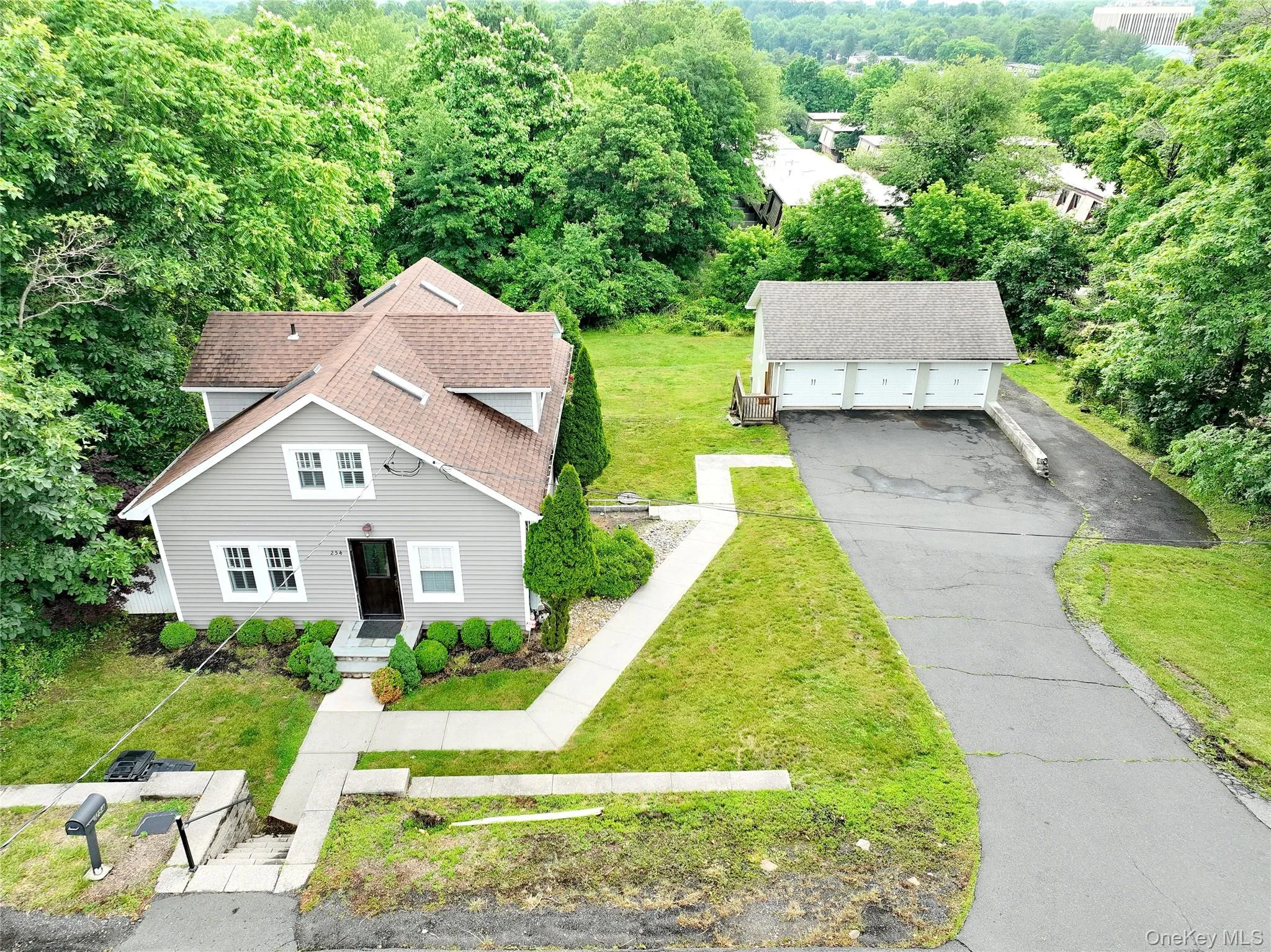 254 Main Street, Clarkstown, NY, 3 Bedrooms Bedrooms, 7 Rooms Rooms,3 BathroomsBathrooms,Residential,For Rent,Main,0,1013464 254 Main Street, Clarkstown, NY, 3 Bedrooms Bedrooms, 7 Rooms Rooms,3 BathroomsBathrooms,Residential,For Rent,Main,0,1013464