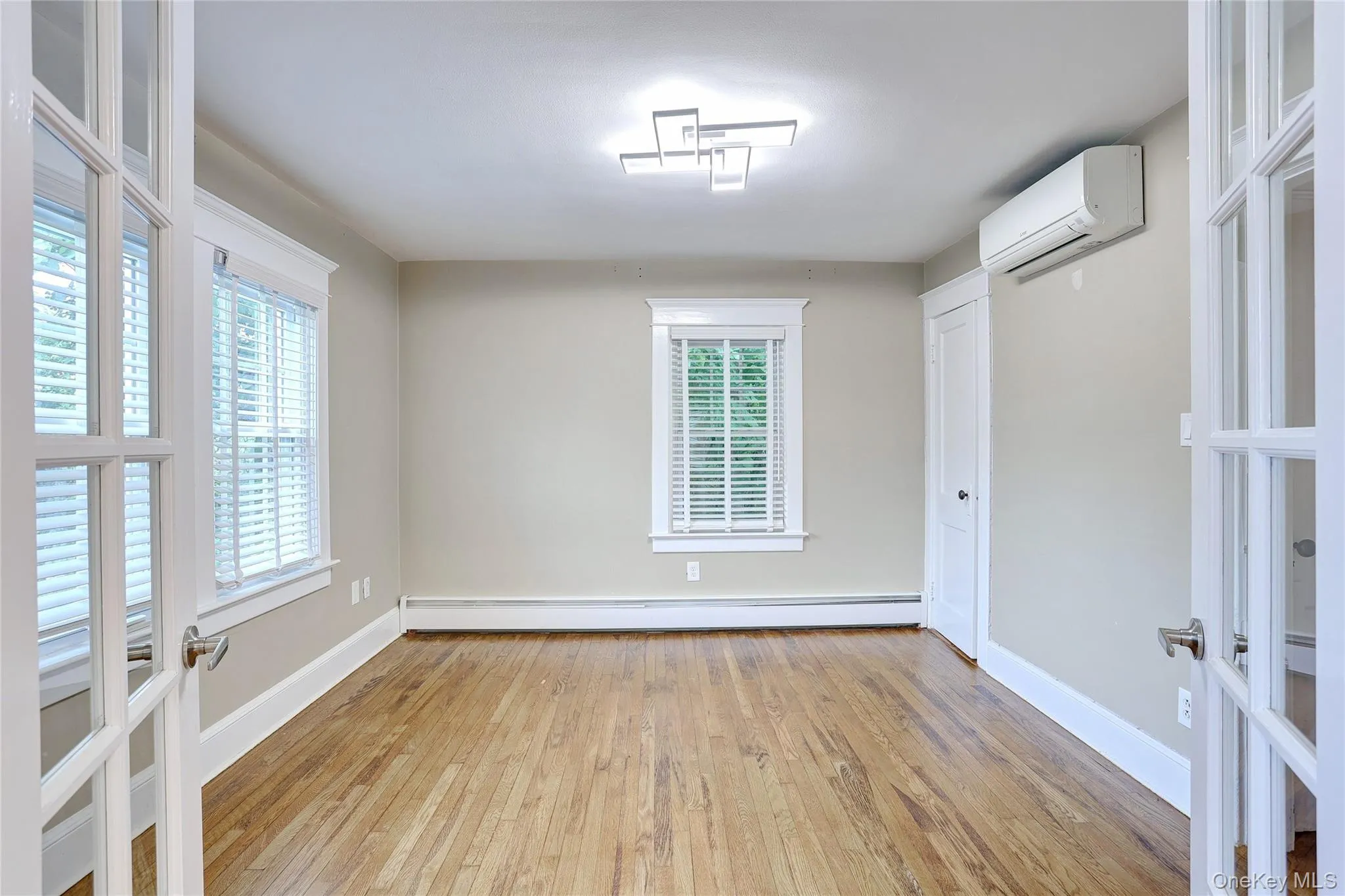 254 Main Street, Clarkstown, NY, 3 Bedrooms Bedrooms, 7 Rooms Rooms,3 BathroomsBathrooms,Residential,For Rent,Main,0,1013464 254 Main Street, Clarkstown, NY, 3 Bedrooms Bedrooms, 7 Rooms Rooms,3 BathroomsBathrooms,Residential,For Rent,Main,0,1013464