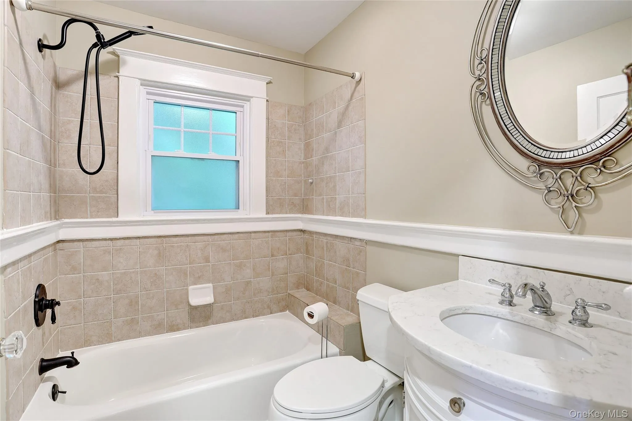 254 Main Street, Clarkstown, NY, 3 Bedrooms Bedrooms, 7 Rooms Rooms,3 BathroomsBathrooms,Residential,For Rent,Main,0,1013464 254 Main Street, Clarkstown, NY, 3 Bedrooms Bedrooms, 7 Rooms Rooms,3 BathroomsBathrooms,Residential,For Rent,Main,0,1013464
