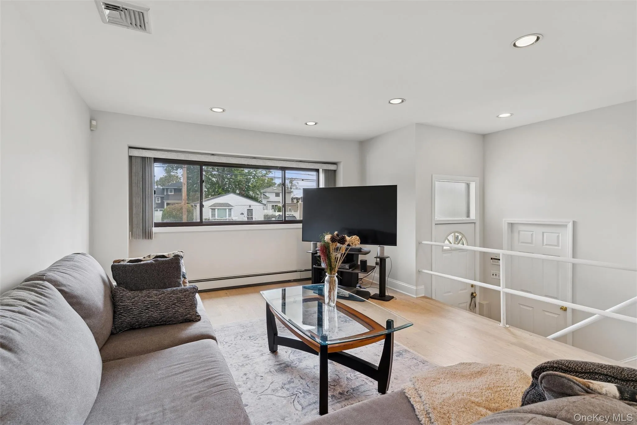 3612 Ladonia Street, Hempstead, NY, 4 Bedrooms Bedrooms, 8 Rooms Rooms,2 BathroomsBathrooms,Residential,For Rent,Ladonia,0,1013467 3612 Ladonia Street, Hempstead, NY, 4 Bedrooms Bedrooms, 8 Rooms Rooms,2 BathroomsBathrooms,Residential,For Rent,Ladonia,0,1013467