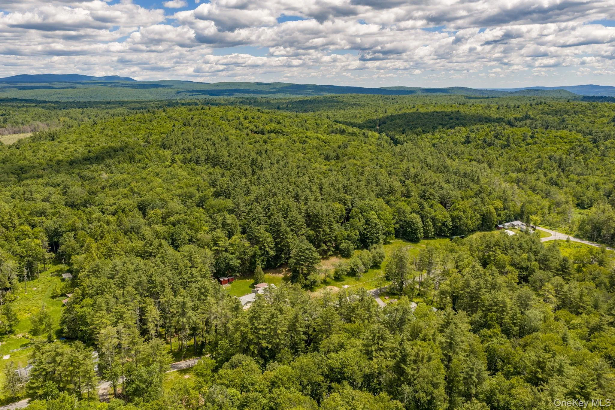 570 Brown Road, Wawarsing, NY, 2 Bedrooms Bedrooms, 4 Rooms Rooms,1 BathroomBathrooms,Residential,For Rent,Brown,0,KEY1013471 570 Brown Road, Wawarsing, NY, 2 Bedrooms Bedrooms, 4 Rooms Rooms,1 BathroomBathrooms,Residential,For Rent,Brown,0,KEY1013471