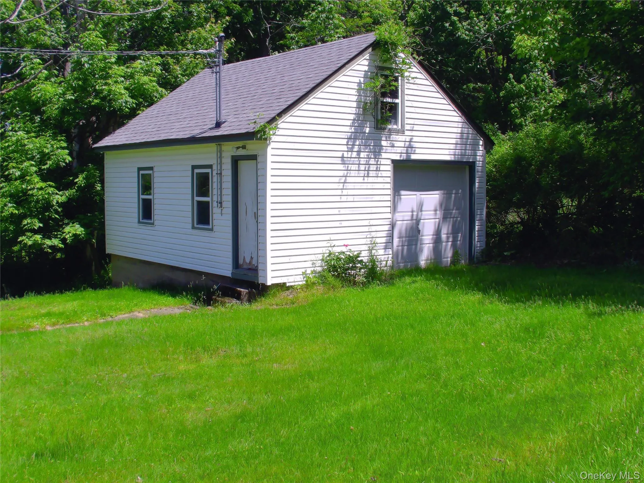 15 Cora Avenue, Liberty, NY, 5 Bedrooms Bedrooms, 10 Rooms Rooms,2 BathroomsBathrooms,Residential,For Rent,Cora,0,1013472 15 Cora Avenue, Liberty, NY, 5 Bedrooms Bedrooms, 10 Rooms Rooms,2 BathroomsBathrooms,Residential,For Rent,Cora,0,1013472