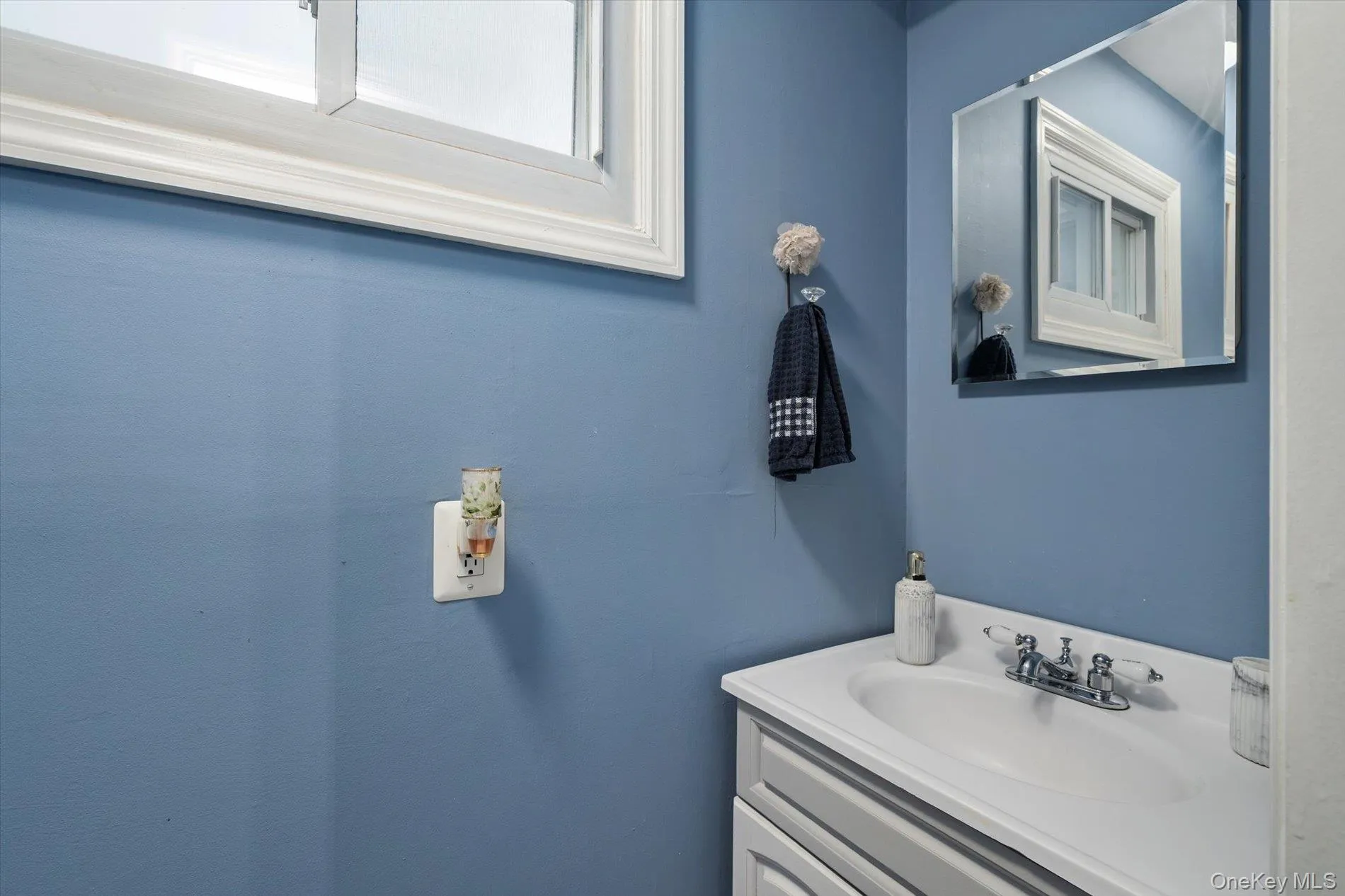 59 Lambert Avenue, Oyster Bay, NY, 3 Bedrooms Bedrooms, 7 Rooms Rooms,2 BathroomsBathrooms,Residential,For Rent,Lambert,0,KEY1013478 59 Lambert Avenue, Oyster Bay, NY, 3 Bedrooms Bedrooms, 7 Rooms Rooms,2 BathroomsBathrooms,Residential,For Rent,Lambert,0,KEY1013478