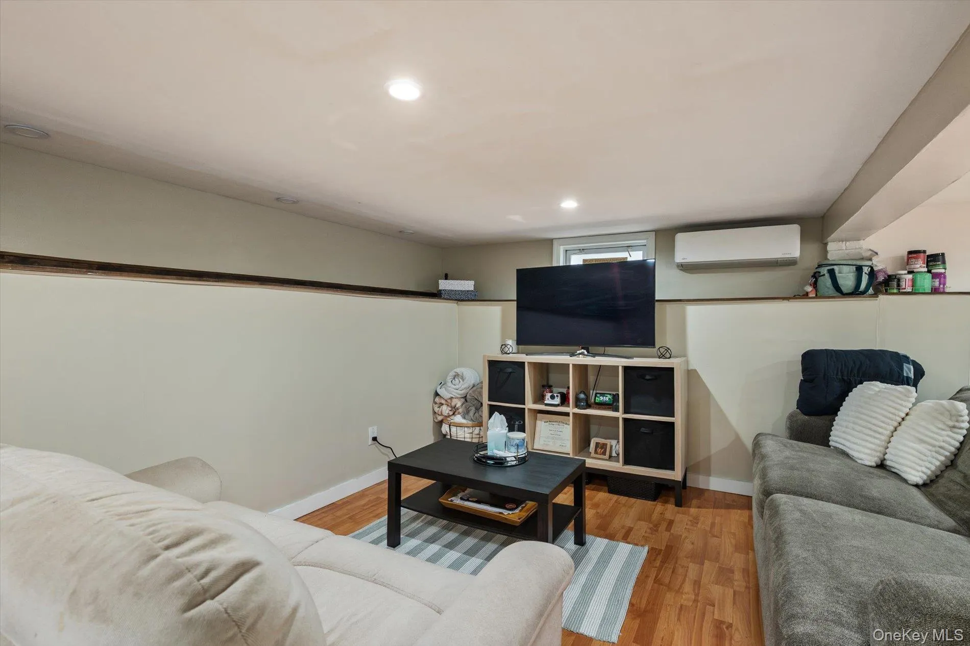 59 Lambert Avenue, Oyster Bay, NY, 3 Bedrooms Bedrooms, 7 Rooms Rooms,2 BathroomsBathrooms,Residential,For Rent,Lambert,0,KEY1013478 59 Lambert Avenue, Oyster Bay, NY, 3 Bedrooms Bedrooms, 7 Rooms Rooms,2 BathroomsBathrooms,Residential,For Rent,Lambert,0,KEY1013478