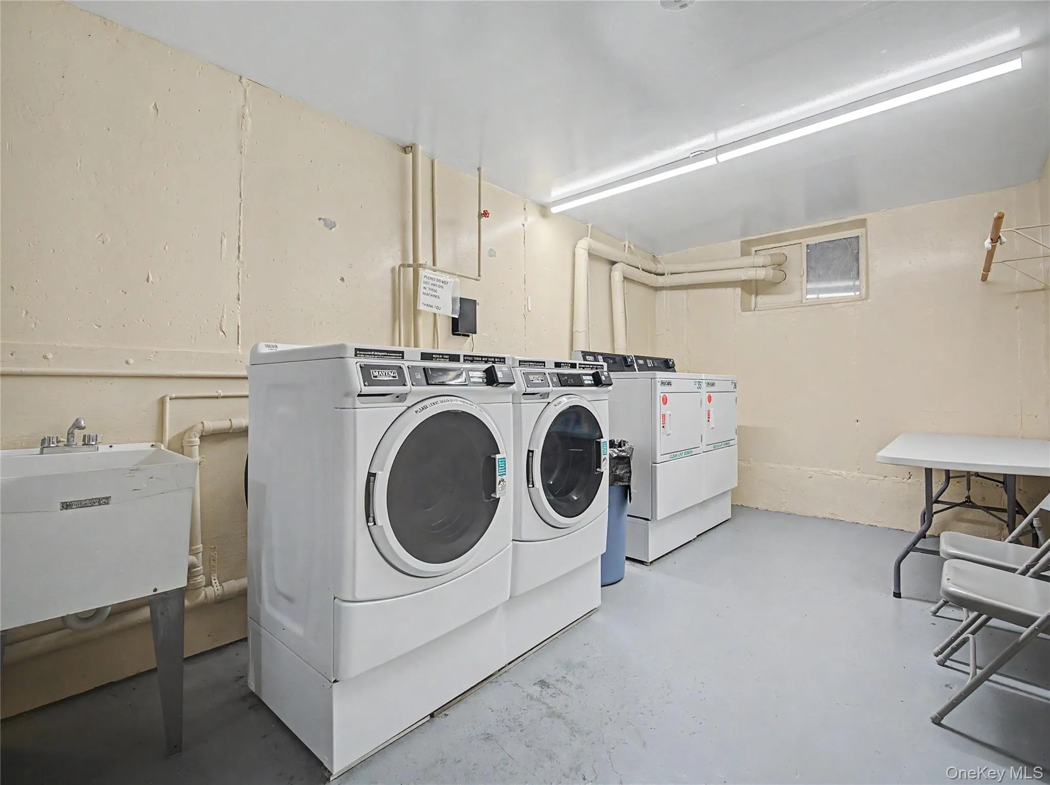 25 Village Park Drive, Fishkill, NY, 1 Bedroom Bedrooms, 5 Rooms Rooms,1 BathroomBathrooms,Residential,For Rent,Village Park,0,1013479 25 Village Park Drive, Fishkill, NY, 1 Bedroom Bedrooms, 5 Rooms Rooms,1 BathroomBathrooms,Residential,For Rent,Village Park,0,1013479