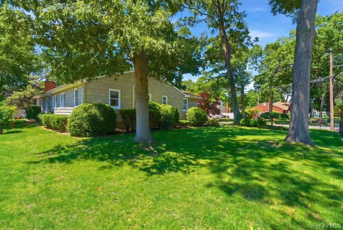 22 Stephens Court, Islip, NY, 3 Bedrooms Bedrooms, 7 Rooms Rooms,2 BathroomsBathrooms,Residential,For Rent,Stephens,0,KEY1013485 22 Stephens Court, Islip, NY, 3 Bedrooms Bedrooms, 7 Rooms Rooms,2 BathroomsBathrooms,Residential,For Rent,Stephens,0,KEY1013485