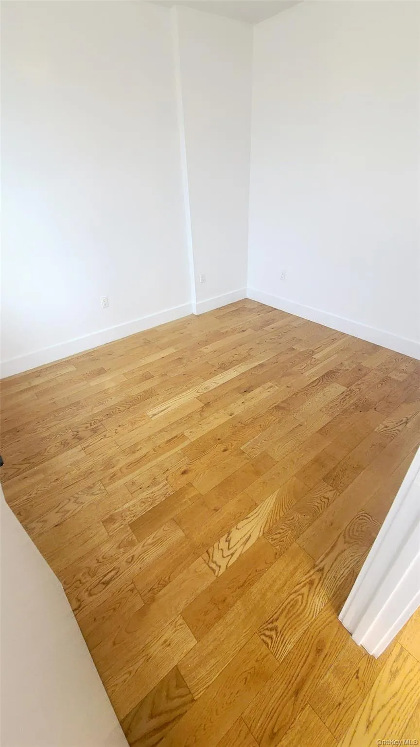 499 Evergreen Avenue, New York, NY, 1 Bedroom Bedrooms, 3 Rooms Rooms,1 BathroomBathrooms,Residential Lease,For Rent,Evergreen,0,1013488 499 Evergreen Avenue, New York, NY, 1 Bedroom Bedrooms, 3 Rooms Rooms,1 BathroomBathrooms,Residential Lease,For Rent,Evergreen,0,1013488