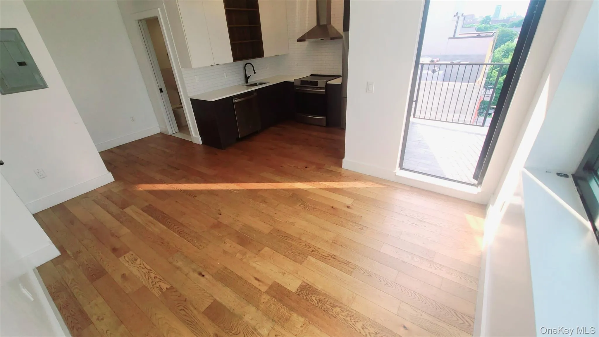 499 Evergreen Avenue, New York, NY, 1 Bedroom Bedrooms, 3 Rooms Rooms,1 BathroomBathrooms,Residential Lease,For Rent,Evergreen,0,1013488 499 Evergreen Avenue, New York, NY, 1 Bedroom Bedrooms, 3 Rooms Rooms,1 BathroomBathrooms,Residential Lease,For Rent,Evergreen,0,1013488