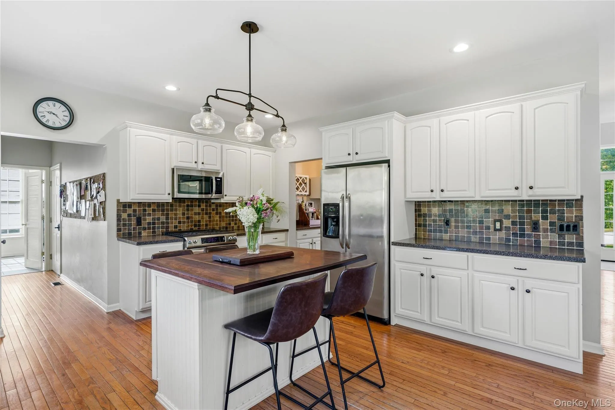 2 Elgin Court, Woodbury, NY, 4 Bedrooms Bedrooms, 10 Rooms Rooms,2 BathroomsBathrooms,Residential,For Rent,Elgin,0,1013489 2 Elgin Court, Woodbury, NY, 4 Bedrooms Bedrooms, 10 Rooms Rooms,2 BathroomsBathrooms,Residential,For Rent,Elgin,0,1013489