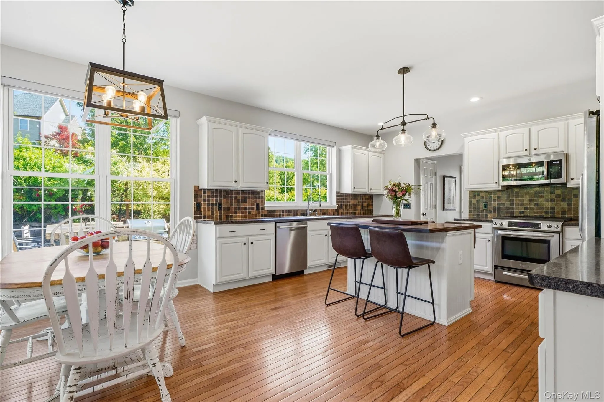 2 Elgin Court, Woodbury, NY, 4 Bedrooms Bedrooms, 10 Rooms Rooms,2 BathroomsBathrooms,Residential,For Rent,Elgin,0,1013489 2 Elgin Court, Woodbury, NY, 4 Bedrooms Bedrooms, 10 Rooms Rooms,2 BathroomsBathrooms,Residential,For Rent,Elgin,0,1013489
