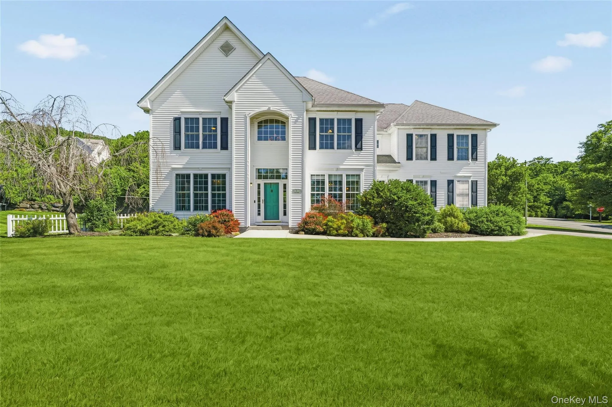 2 Elgin Court, Woodbury, NY, 4 Bedrooms Bedrooms, 10 Rooms Rooms,2 BathroomsBathrooms,Residential,For Rent,Elgin,0,1013489 2 Elgin Court, Woodbury, NY, 4 Bedrooms Bedrooms, 10 Rooms Rooms,2 BathroomsBathrooms,Residential,For Rent,Elgin,0,1013489