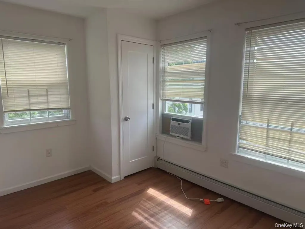 14A Mesereau Court, New York, NY, 2 Bedrooms Bedrooms, 7 Rooms Rooms,1 BathroomBathrooms,Residential,For Rent,Mesereau,0,1013492 14A Mesereau Court, New York, NY, 2 Bedrooms Bedrooms, 7 Rooms Rooms,1 BathroomBathrooms,Residential,For Rent,Mesereau,0,1013492