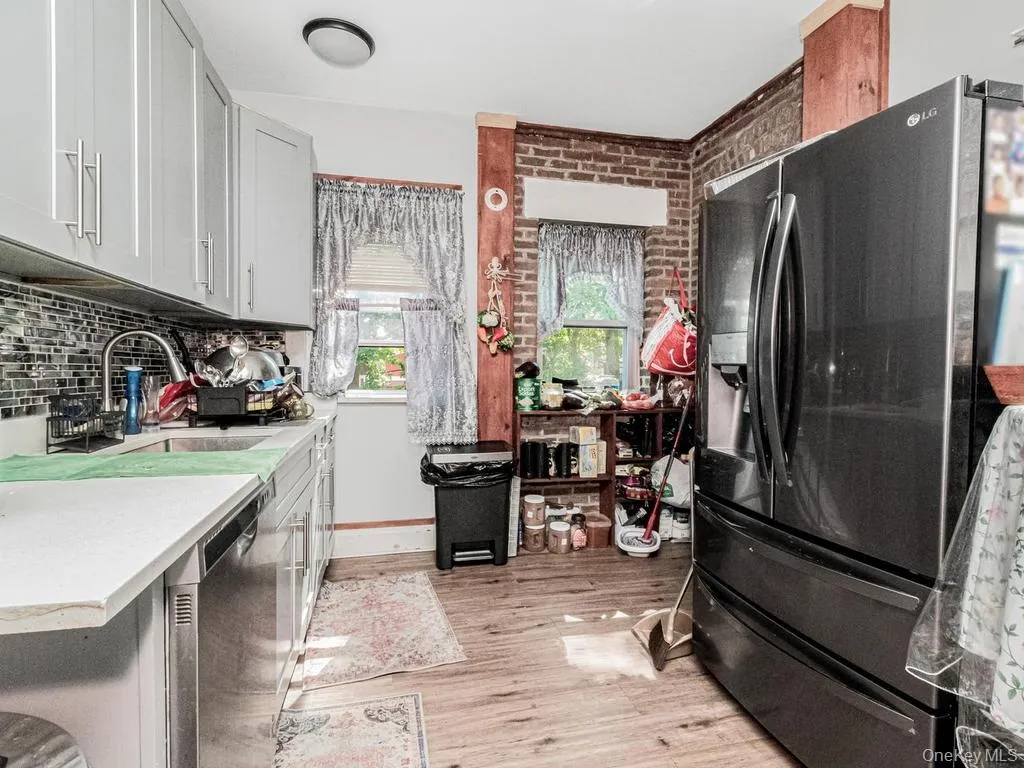265 Park Hill Avenue, Yonkers, NY, 8 Bedrooms Bedrooms, 10 Rooms Rooms,5 BathroomsBathrooms,Residential,For Rent,Park Hill,0,1013494 265 Park Hill Avenue, Yonkers, NY, 8 Bedrooms Bedrooms, 10 Rooms Rooms,5 BathroomsBathrooms,Residential,For Rent,Park Hill,0,1013494