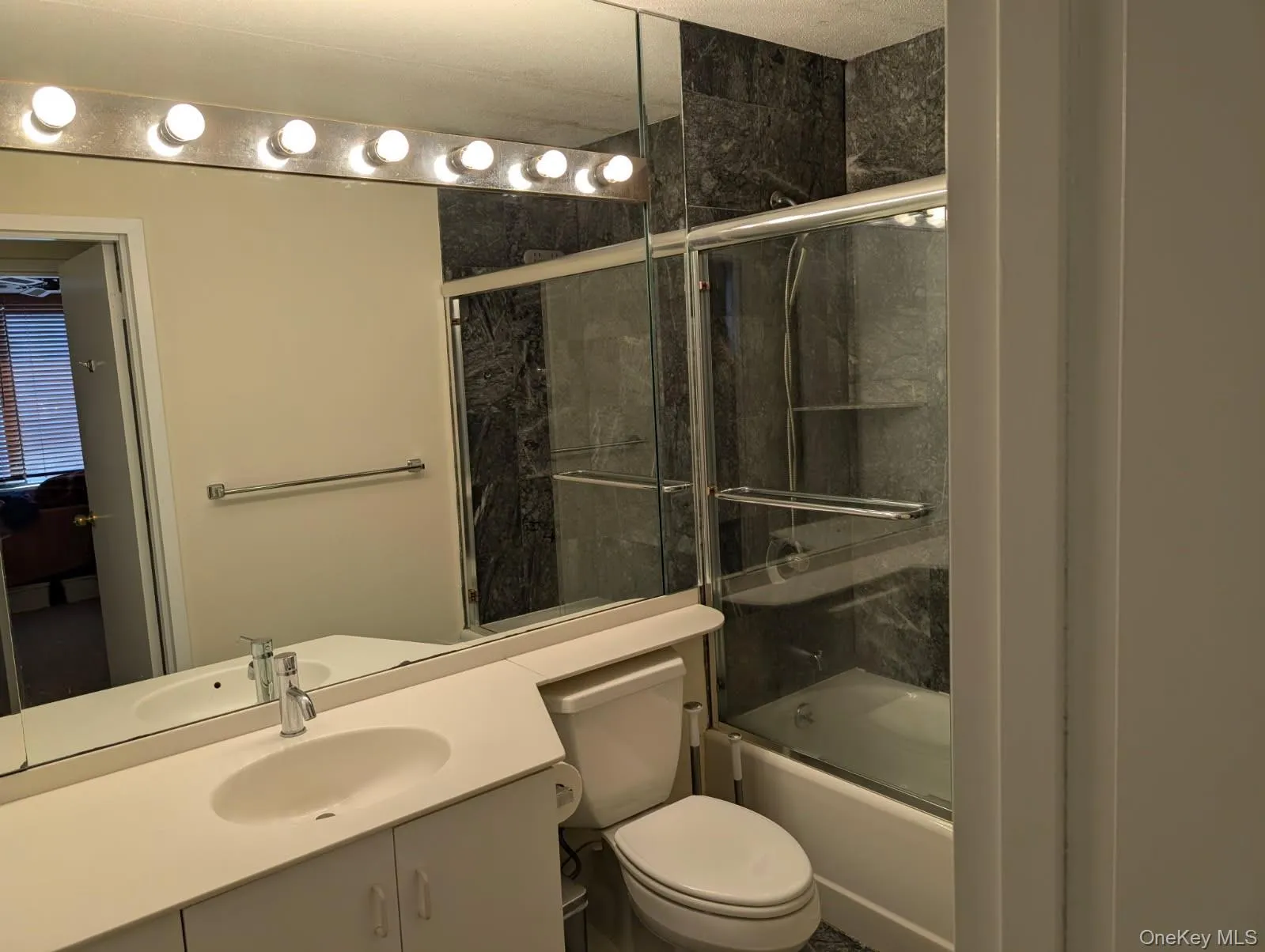 Bathroom with shower / bath Bathroom with shower / bath