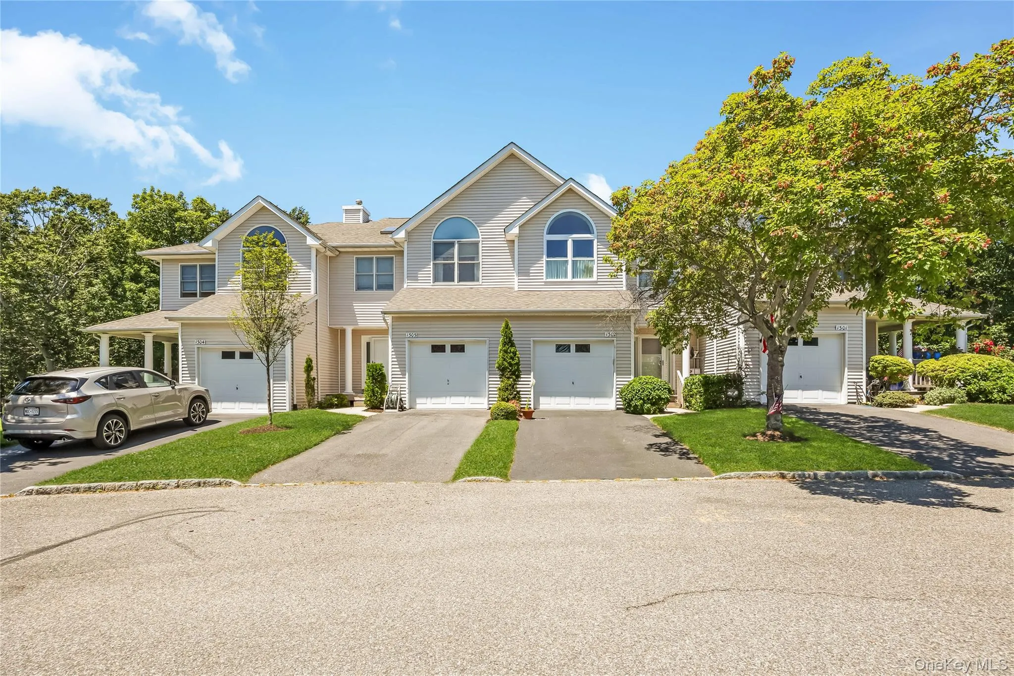 1302 Willow Pond Drive, Riverhead, NY, 2 Bedrooms Bedrooms, 5 Rooms Rooms,2 BathroomsBathrooms,Residential,For Rent,Willow Pond,0,1013497 1302 Willow Pond Drive, Riverhead, NY, 2 Bedrooms Bedrooms, 5 Rooms Rooms,2 BathroomsBathrooms,Residential,For Rent,Willow Pond,0,1013497