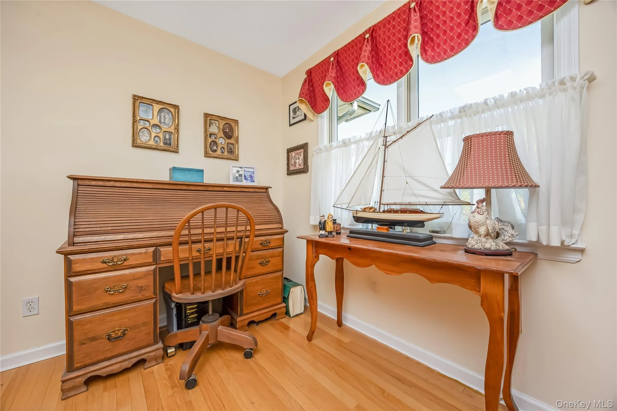 1302 Willow Pond Drive, Riverhead, NY, 2 Bedrooms Bedrooms, 5 Rooms Rooms,2 BathroomsBathrooms,Residential,For Rent,Willow Pond,0,1013497 1302 Willow Pond Drive, Riverhead, NY, 2 Bedrooms Bedrooms, 5 Rooms Rooms,2 BathroomsBathrooms,Residential,For Rent,Willow Pond,0,1013497