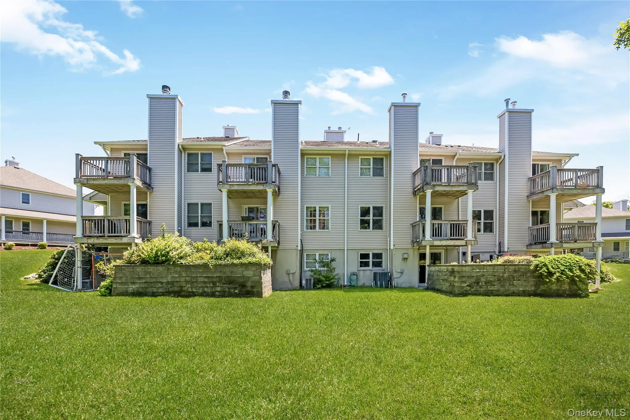 1302 Willow Pond Drive, Riverhead, NY, 2 Bedrooms Bedrooms, 5 Rooms Rooms,2 BathroomsBathrooms,Residential,For Rent,Willow Pond,0,1013497 1302 Willow Pond Drive, Riverhead, NY, 2 Bedrooms Bedrooms, 5 Rooms Rooms,2 BathroomsBathrooms,Residential,For Rent,Willow Pond,0,1013497