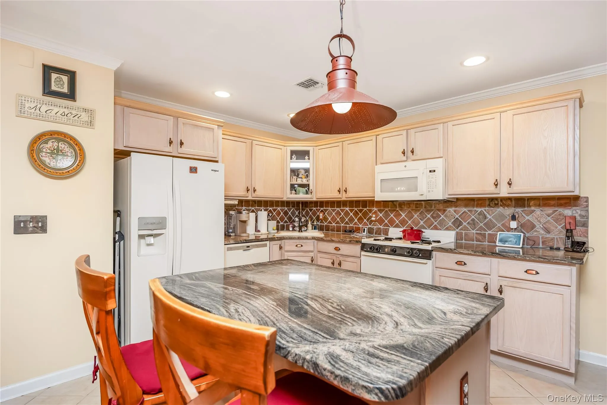 1302 Willow Pond Drive, Riverhead, NY, 2 Bedrooms Bedrooms, 5 Rooms Rooms,2 BathroomsBathrooms,Residential,For Rent,Willow Pond,0,1013497 1302 Willow Pond Drive, Riverhead, NY, 2 Bedrooms Bedrooms, 5 Rooms Rooms,2 BathroomsBathrooms,Residential,For Rent,Willow Pond,0,1013497