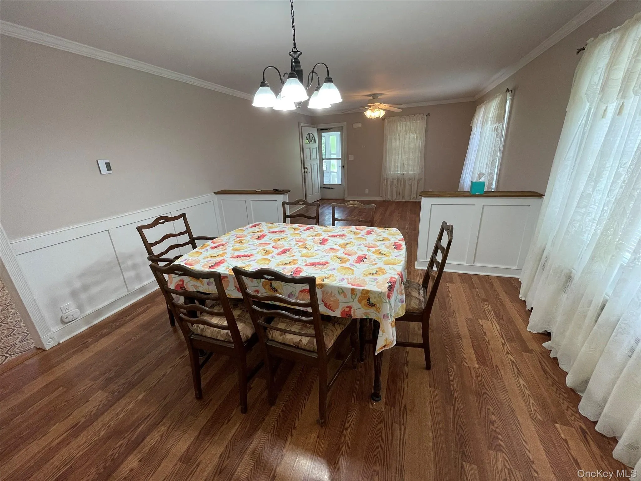 185 Seward Street, West Babylon, NY, 3 Bedrooms Bedrooms, 6 Rooms Rooms,2 BathroomsBathrooms,Residential,For Rent,Seward,0,1013498 185 Seward Street, West Babylon, NY, 3 Bedrooms Bedrooms, 6 Rooms Rooms,2 BathroomsBathrooms,Residential,For Rent,Seward,0,1013498
